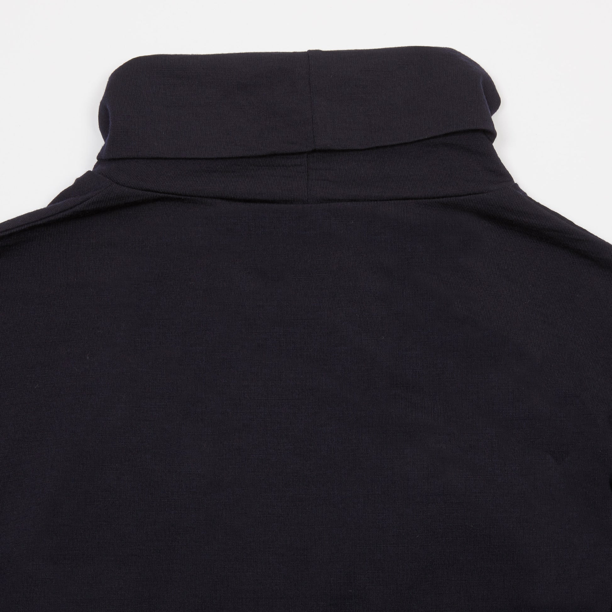 Albeni Merino Turtleneck in Night Blue