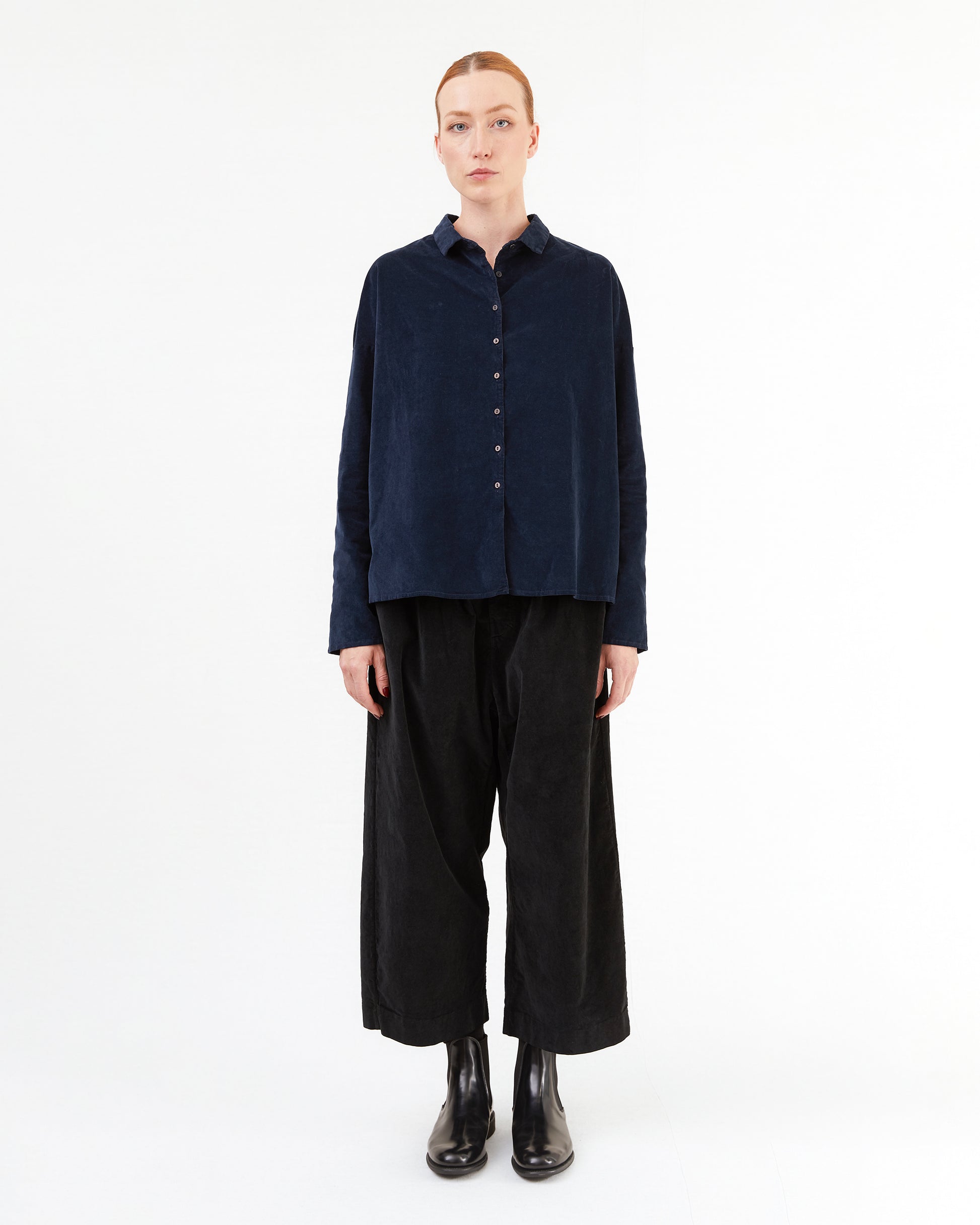 Album Di Famiglia Velvet Wide & Short Trousers in Black