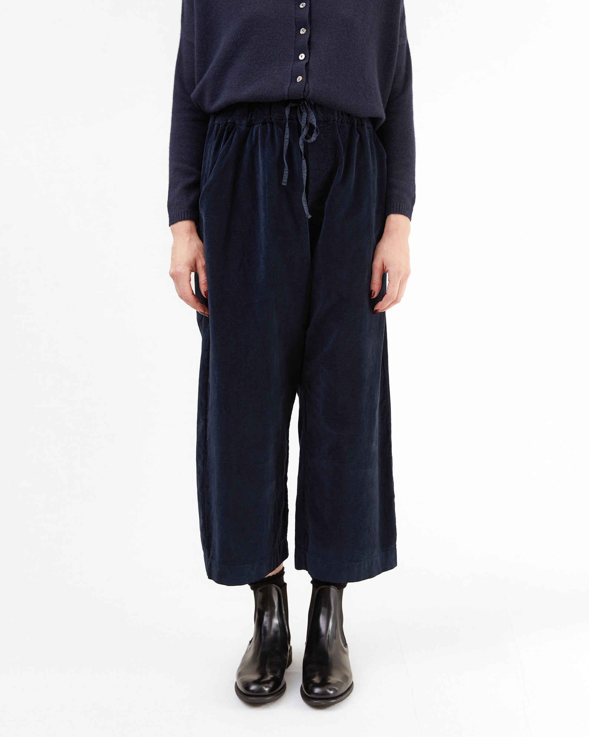 Album Di Famiglia Velvet Wide & Short Trousers in Ink