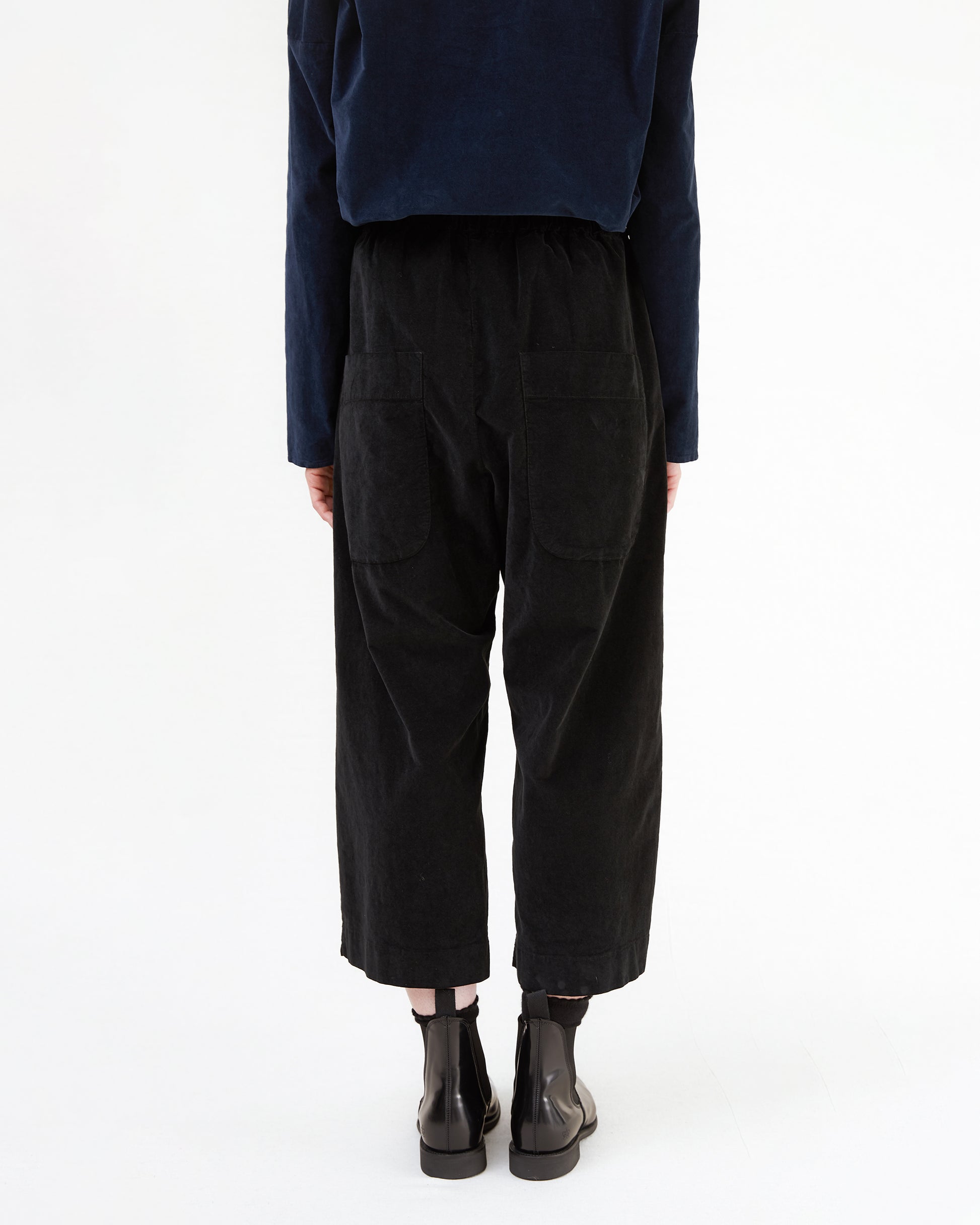 Album Di Famiglia Velvet Wide & Short Trousers in Black