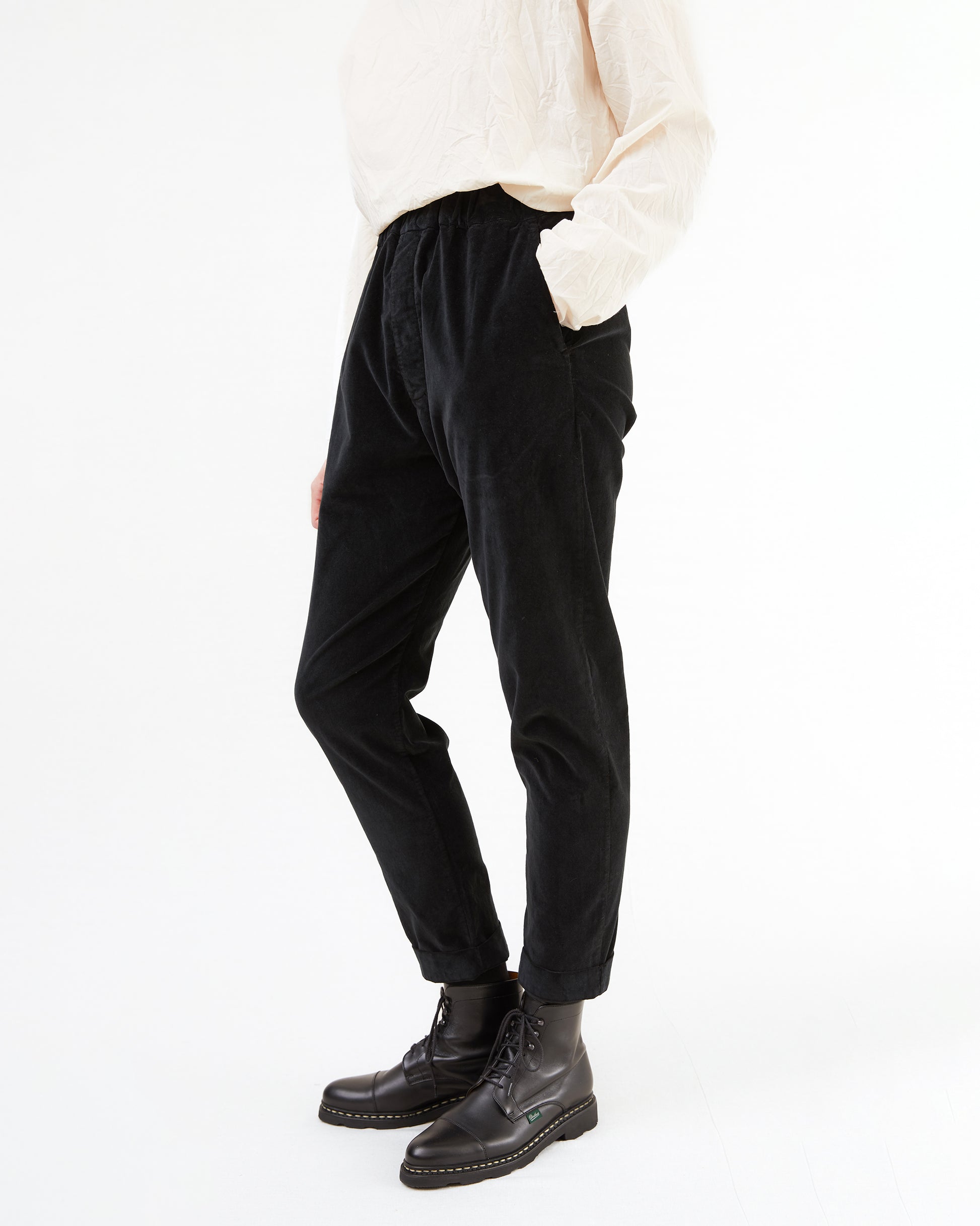 Album Di Famiglia Velvet Slim Trousers in Black