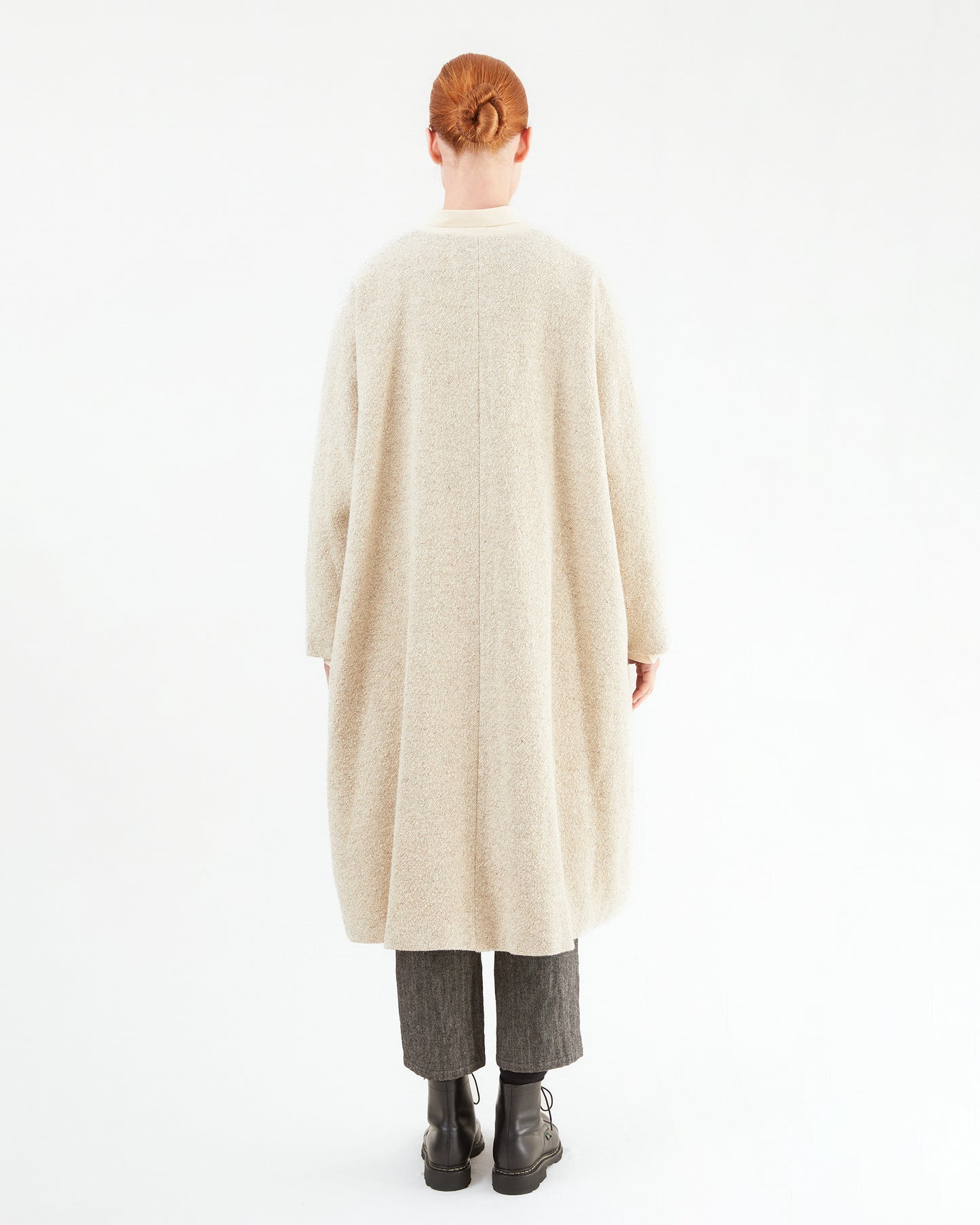 Apuntob Heavy Virgin Wool Coat in Natural