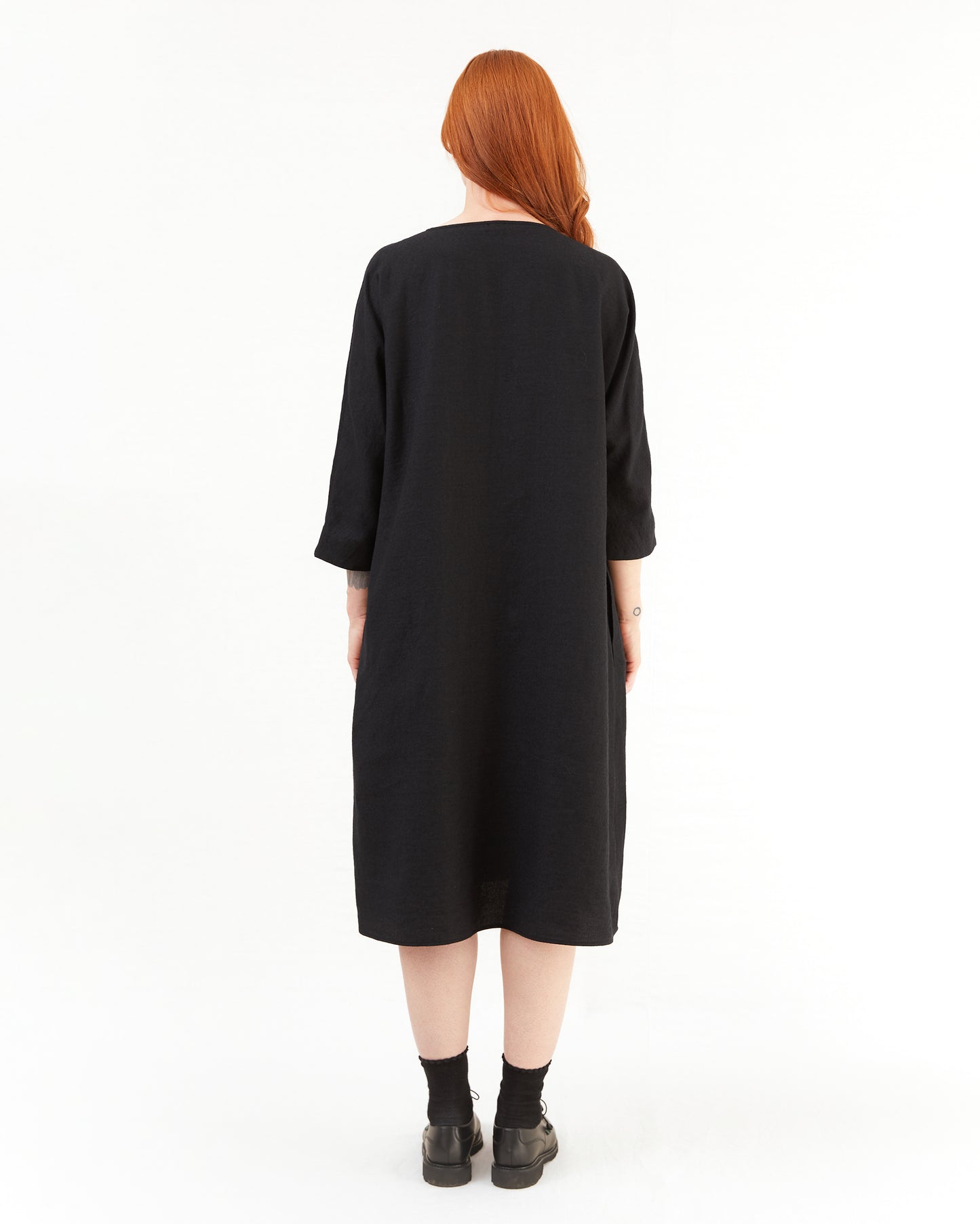 Apuntob Wool Dress in Black