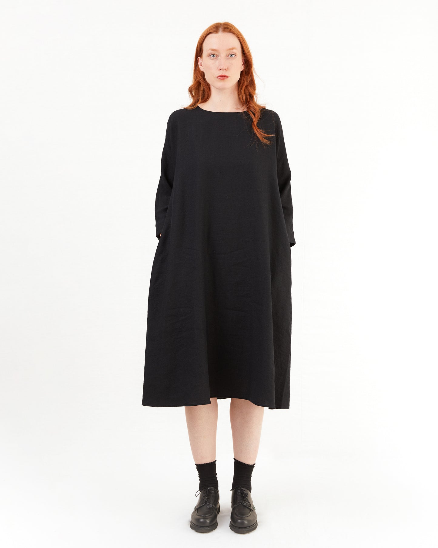 Apuntob Wool Dress in Black