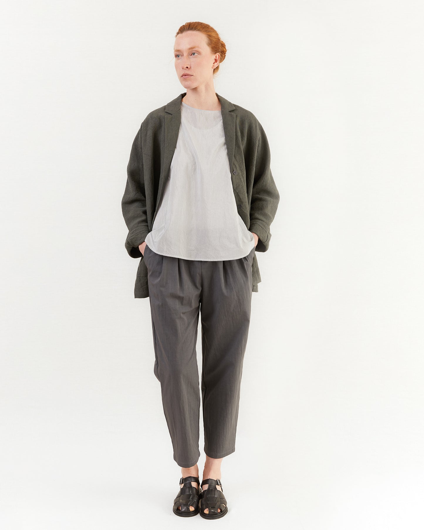 Apuntob Linen Jacket in Cement