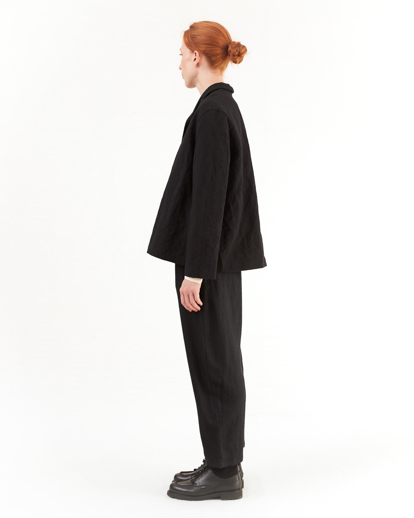 Apuntob Wool Trousers in Black