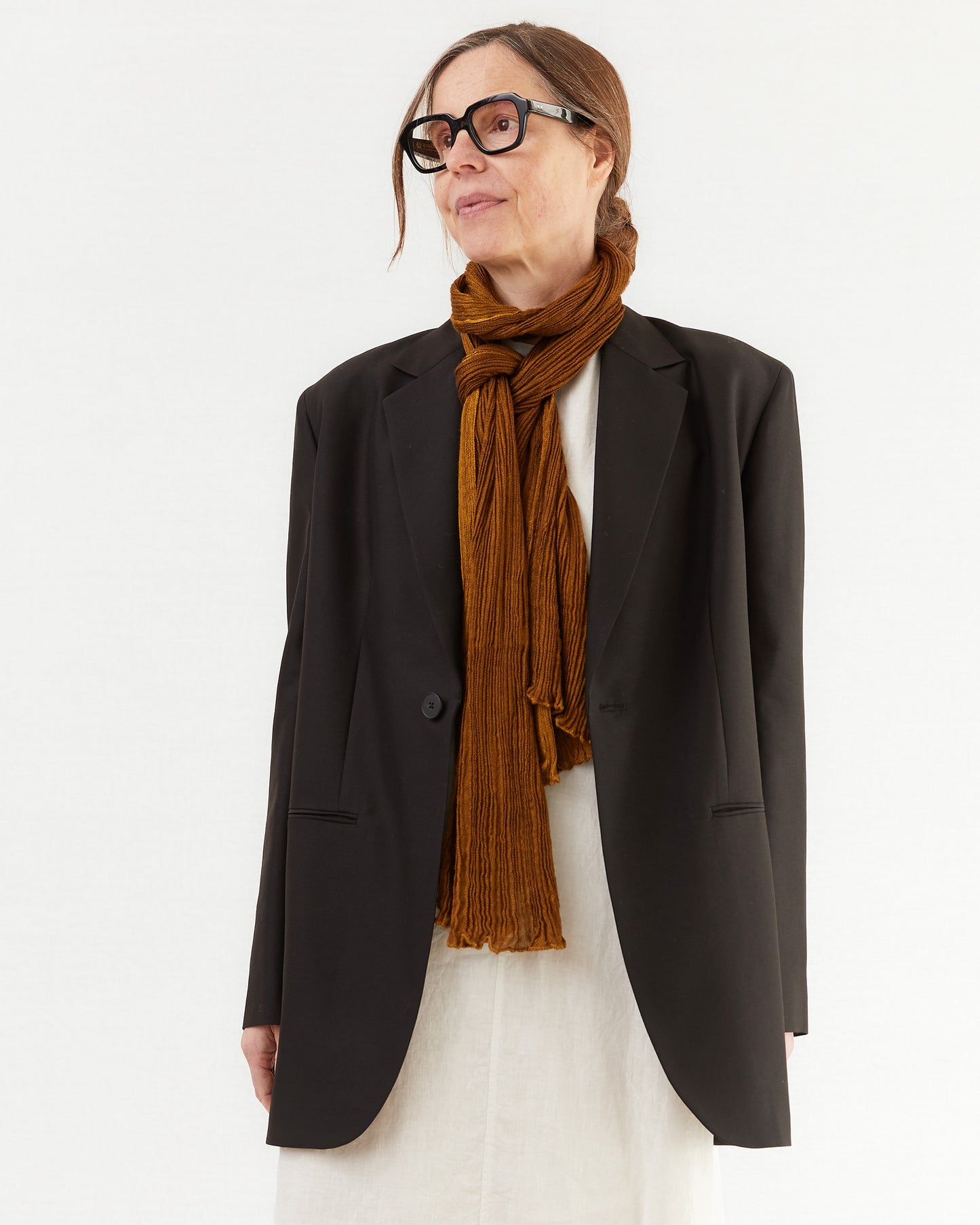 Aton Women's Wool Tailored Jacket in Black