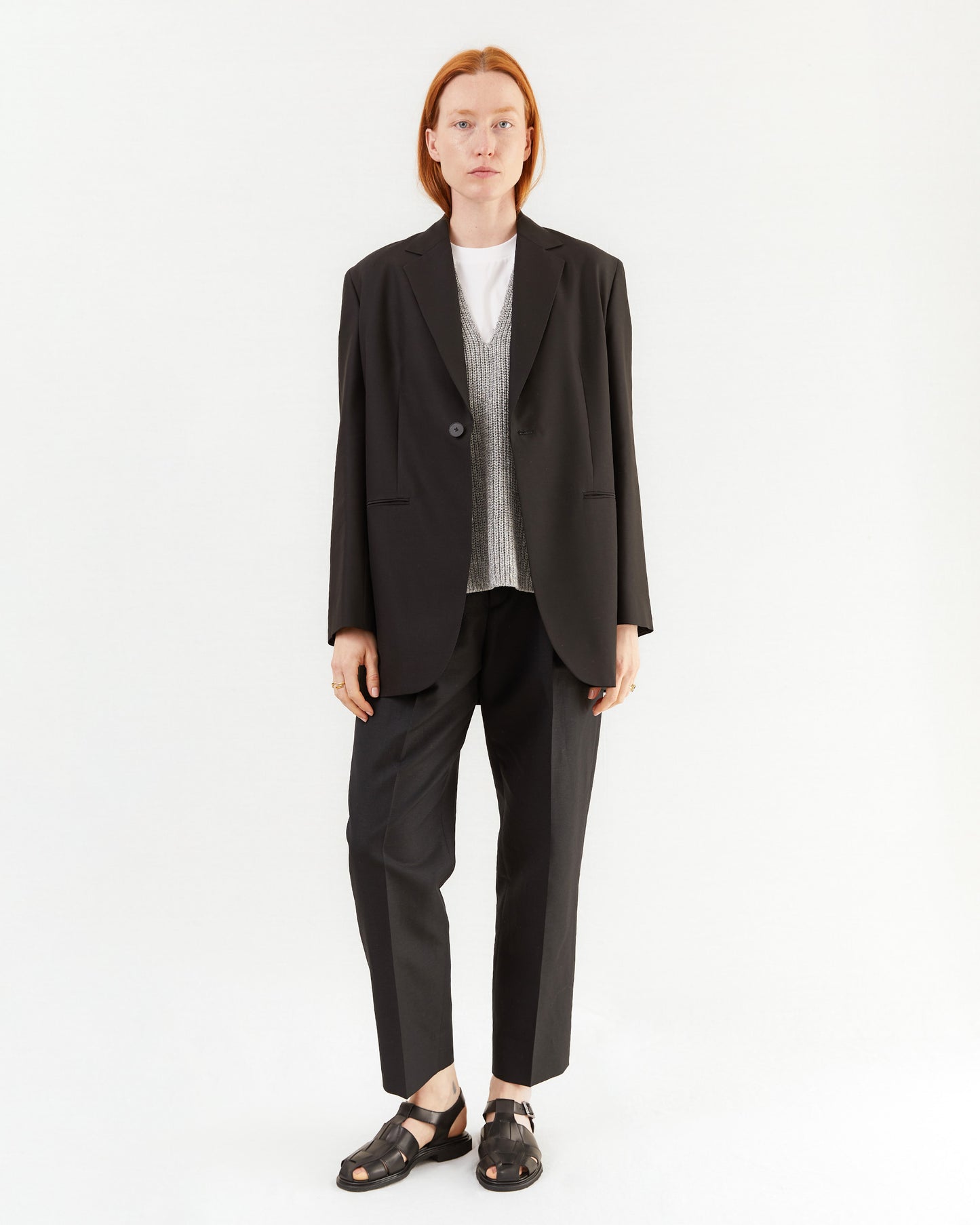 Aton Women's Wool/ Linen Sharkskin Tapered Tucked Pant in Black