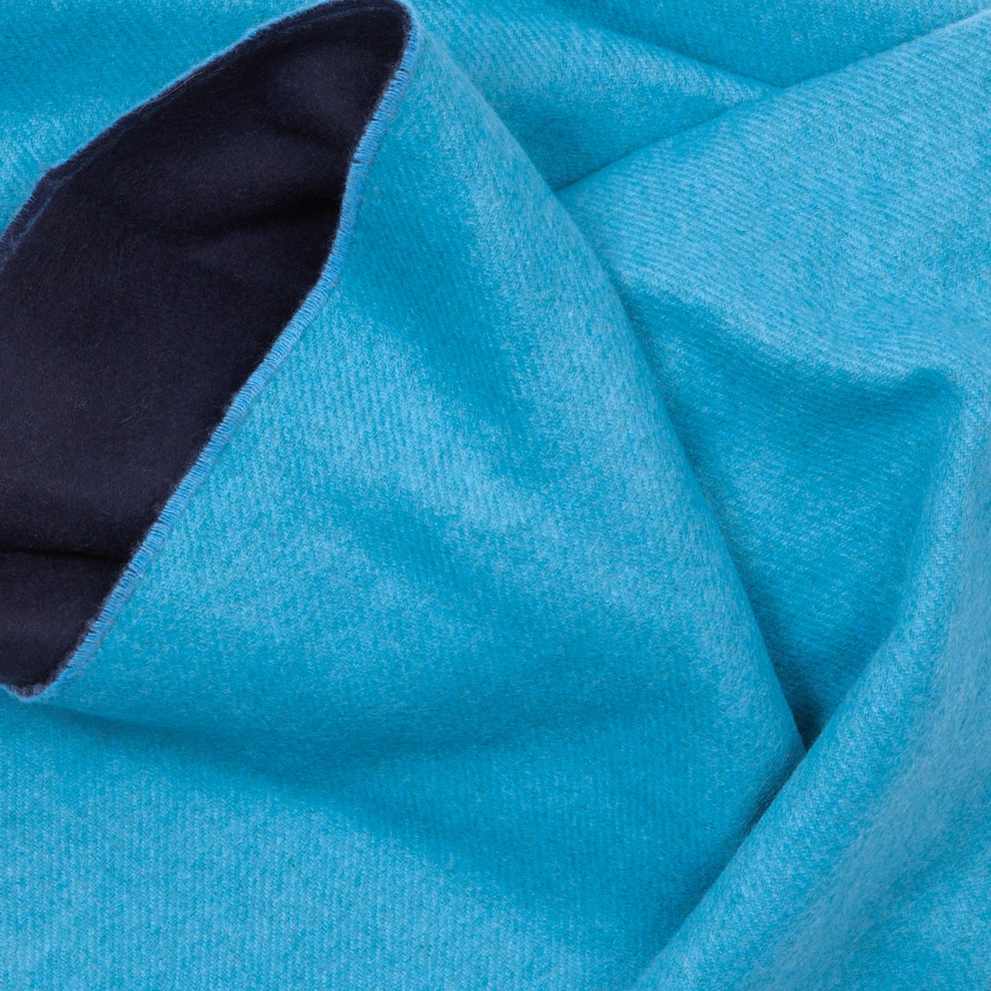 Begg & Co Aldwych Leath Cashmere Scarf in Navy Teal