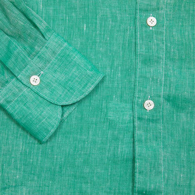 <p>Tokyo regular fit casual shirt in light crisp linen.</p> <p>100% Linen.</p> <p>Made in Italy.&nbsp;</p> <p>&nbsp;</p>
