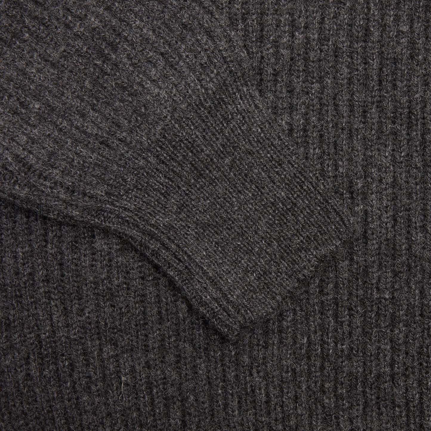GRP Cashmere/Merino Crewneck Ribbed Jumper in Charcoal