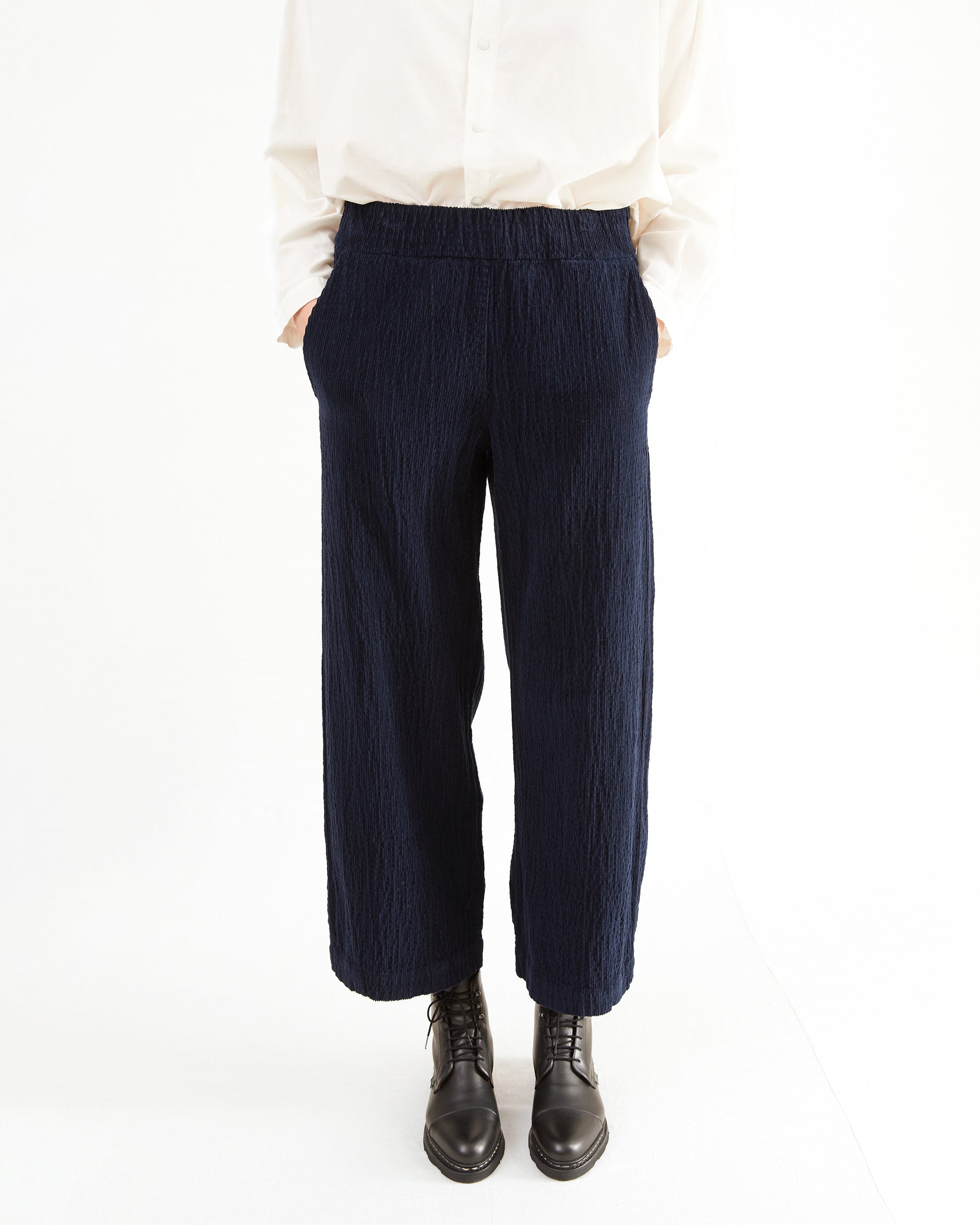 Labo.Art Women's Certo Merlo Pant in Atlantic