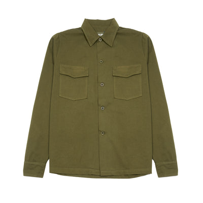 <p>A work-wear inspired shirt-style jacket with two chest flap pockets, and full-button closure. Crafted from soft cotton twill.<br></p> <p><span>100% Cotton.</span></p> <p><span>Made in Italy.</span></p>