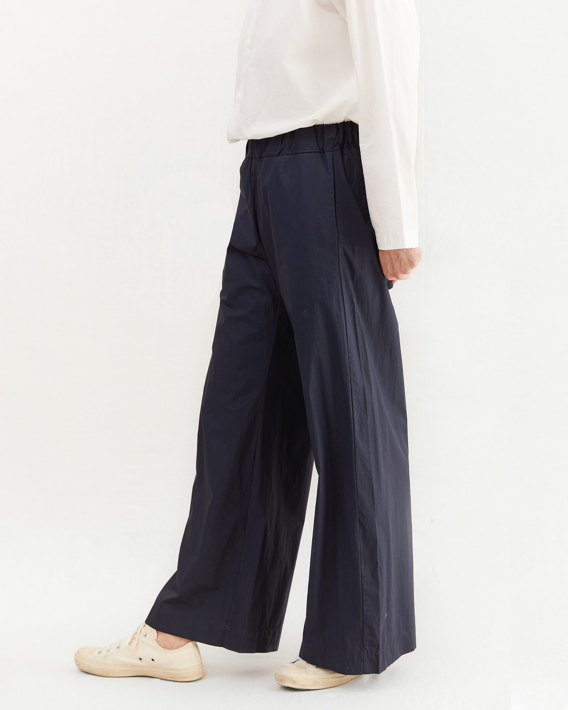 Labo.Art Women's Diana Pant in Atlantic