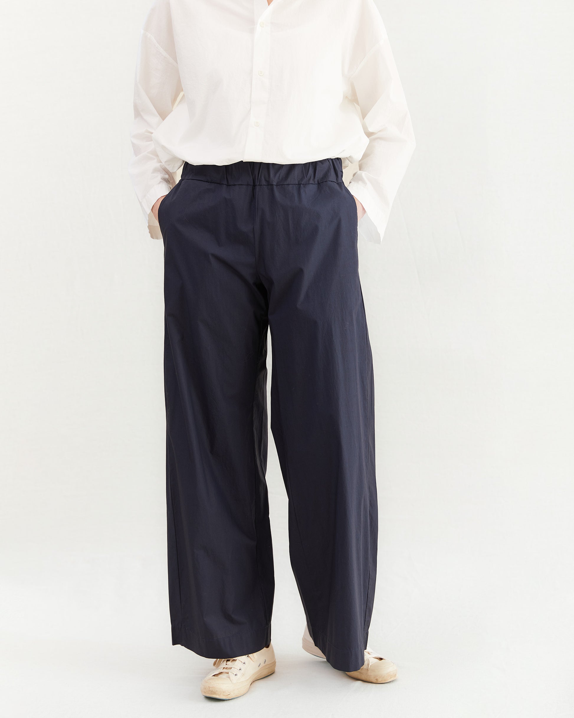 Labo.Art Women's Diana Pant in Atlantic