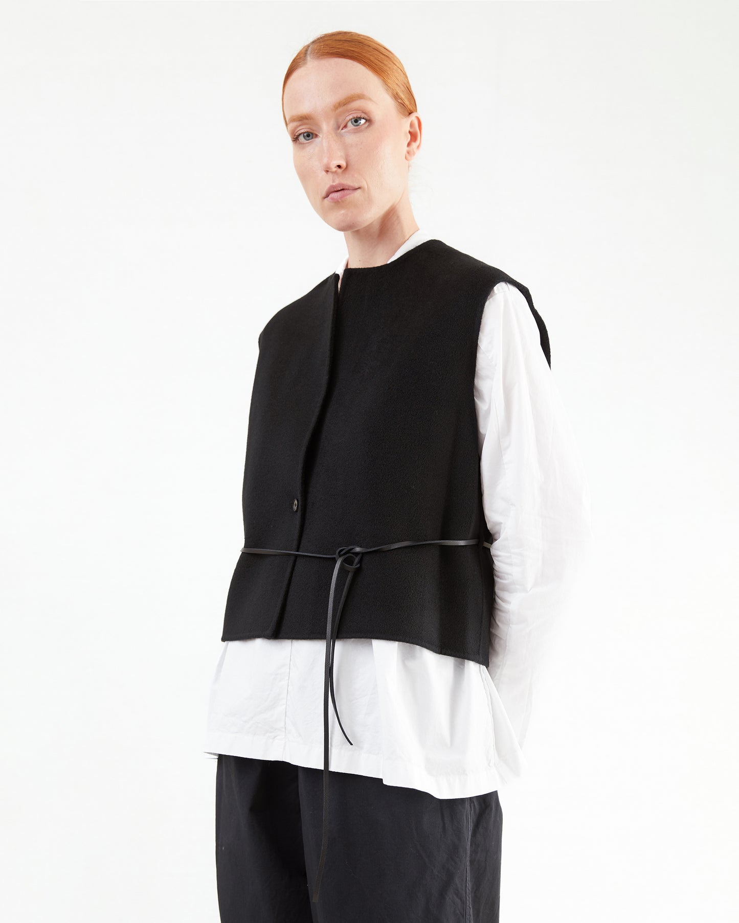 Manuelle Guibal Jokash Cashmere Vest in Ultra Black
