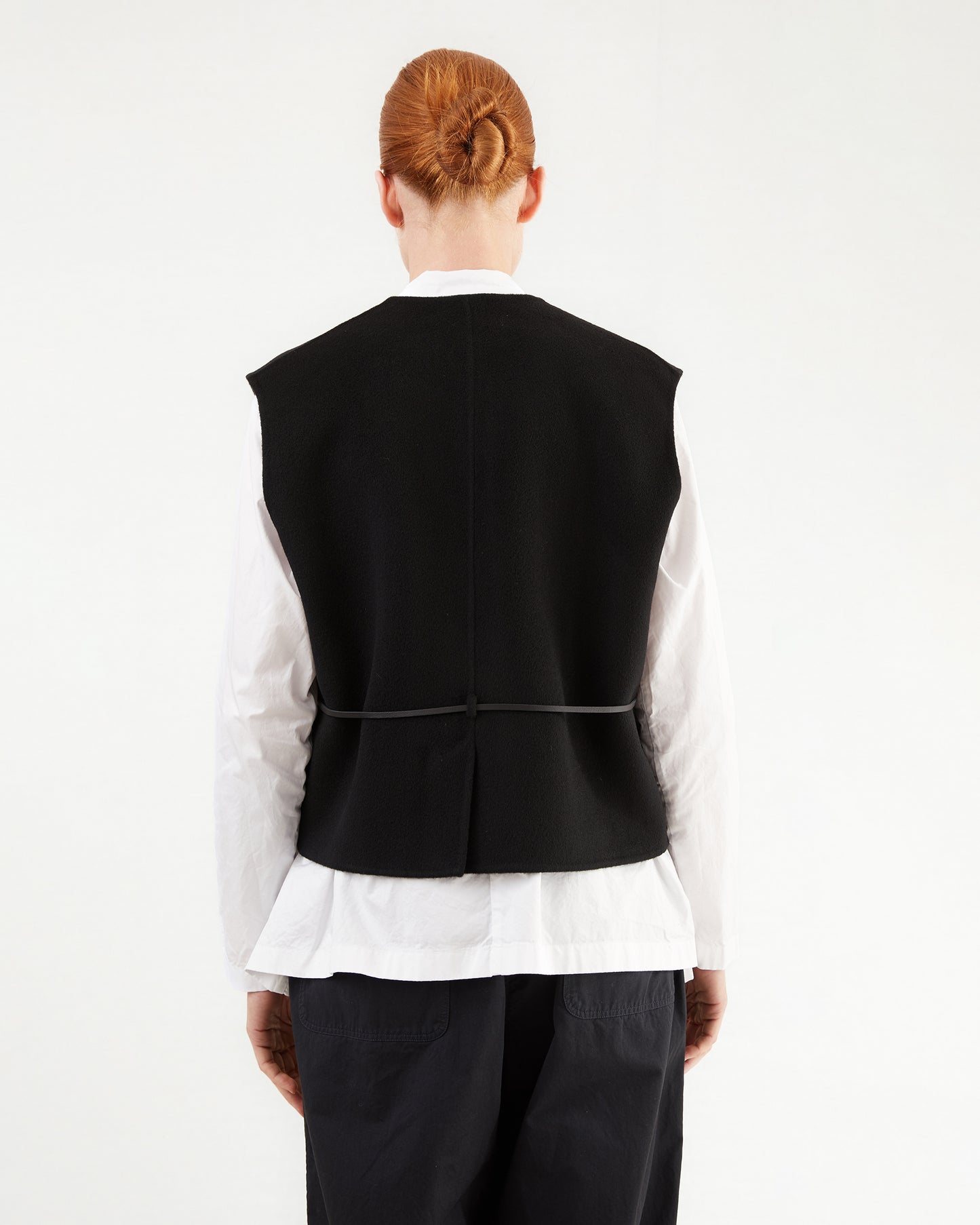 Manuelle Guibal Jokash Cashmere Vest in Ultra Black