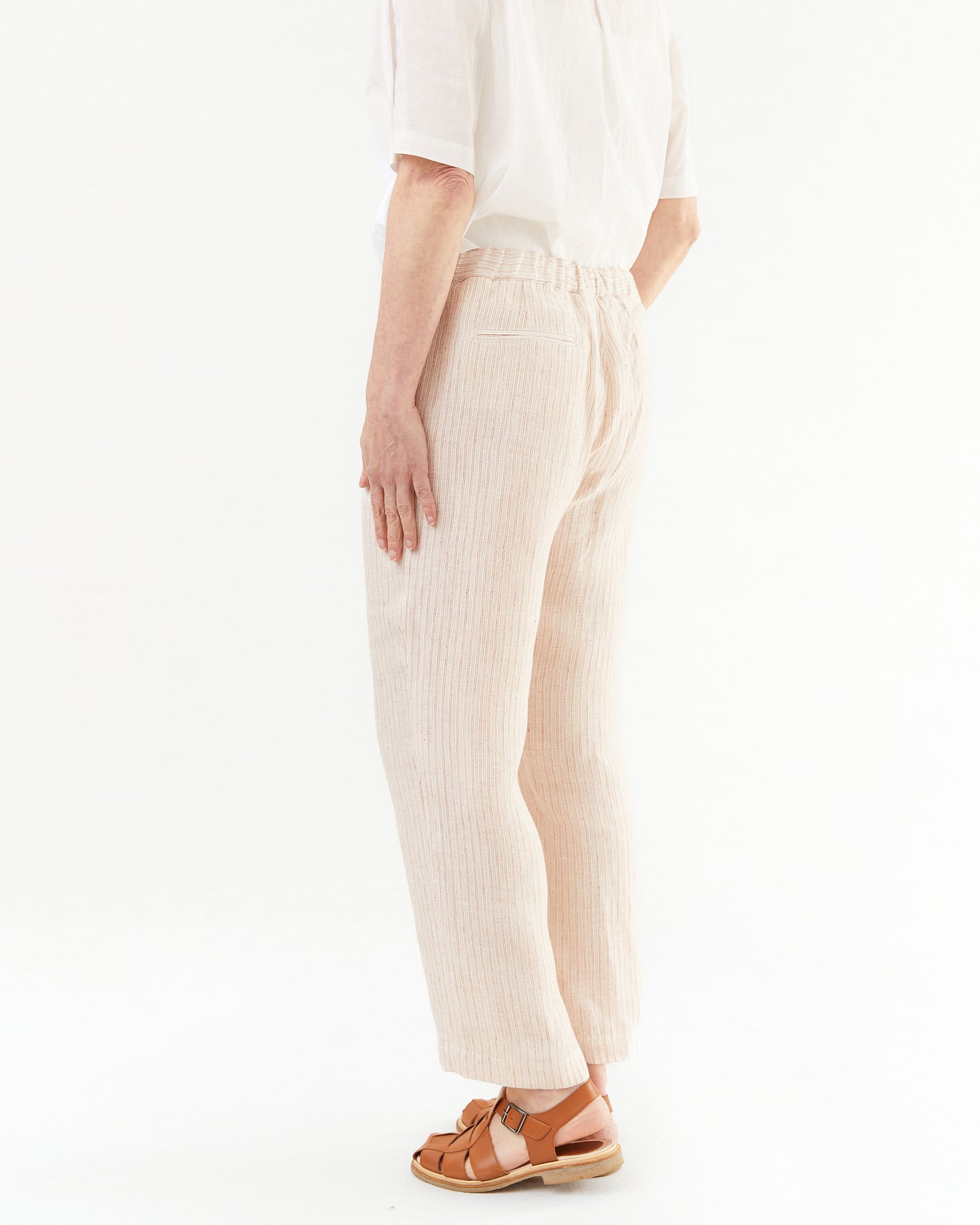 Massimo Alba Women's Sparus Cropped Linen Trousers in Siena