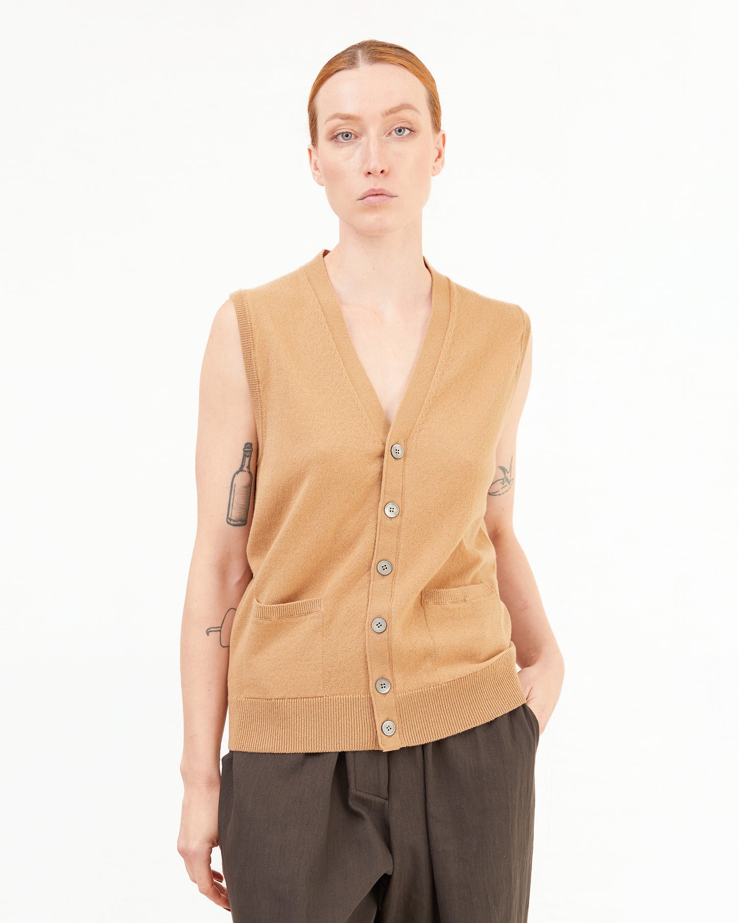 McGeorge Wool/Cashmere V-Neck Waistcoat in Tortilla