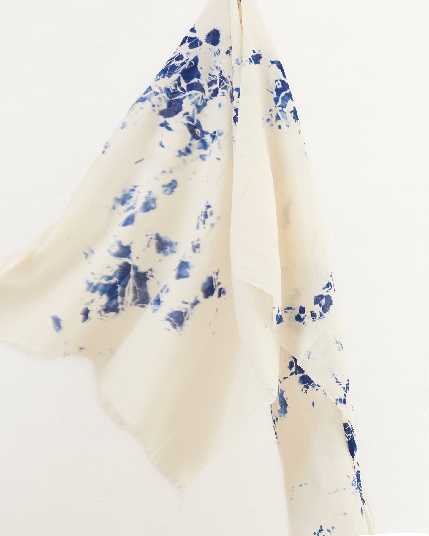 Suzusan Handwoven Shawl in Madara Shibori Dark Blue and Natural White