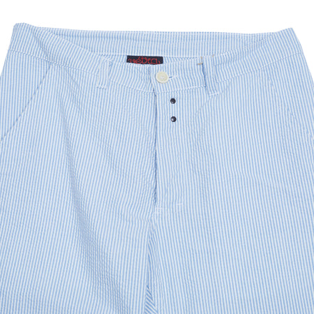 Workwear trousers in light cool seersucker. Features a traditional button and catch fly and patch pockets at the back. 100% cotton. Made in France.