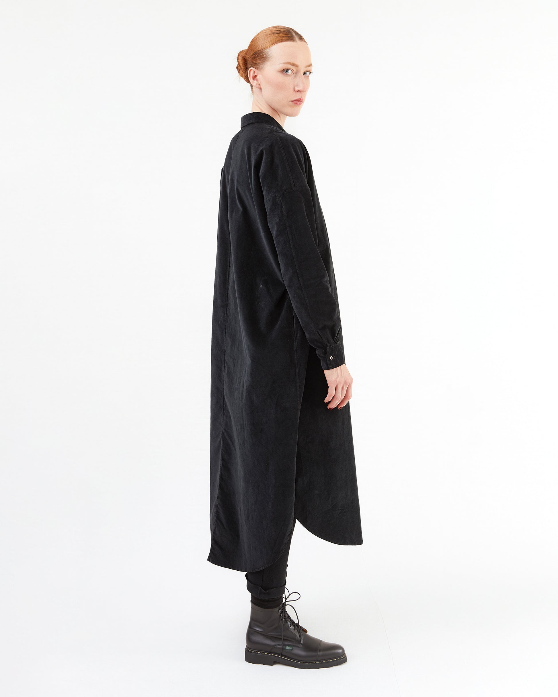 Album Di Famiglia Long Velvet Shirt Dress in Black