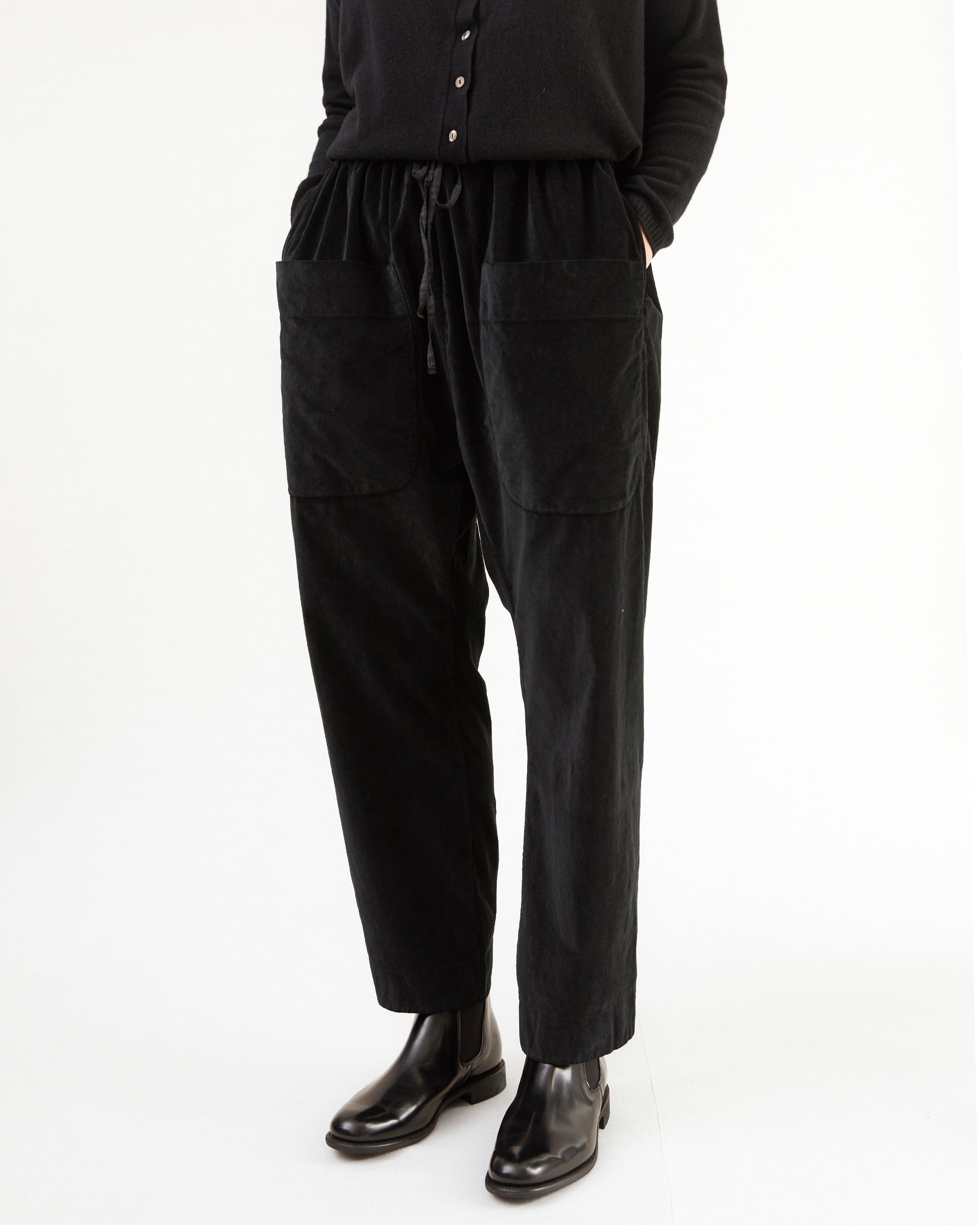 Album Di Famiglia Velvet Braghe Trousers in Black
