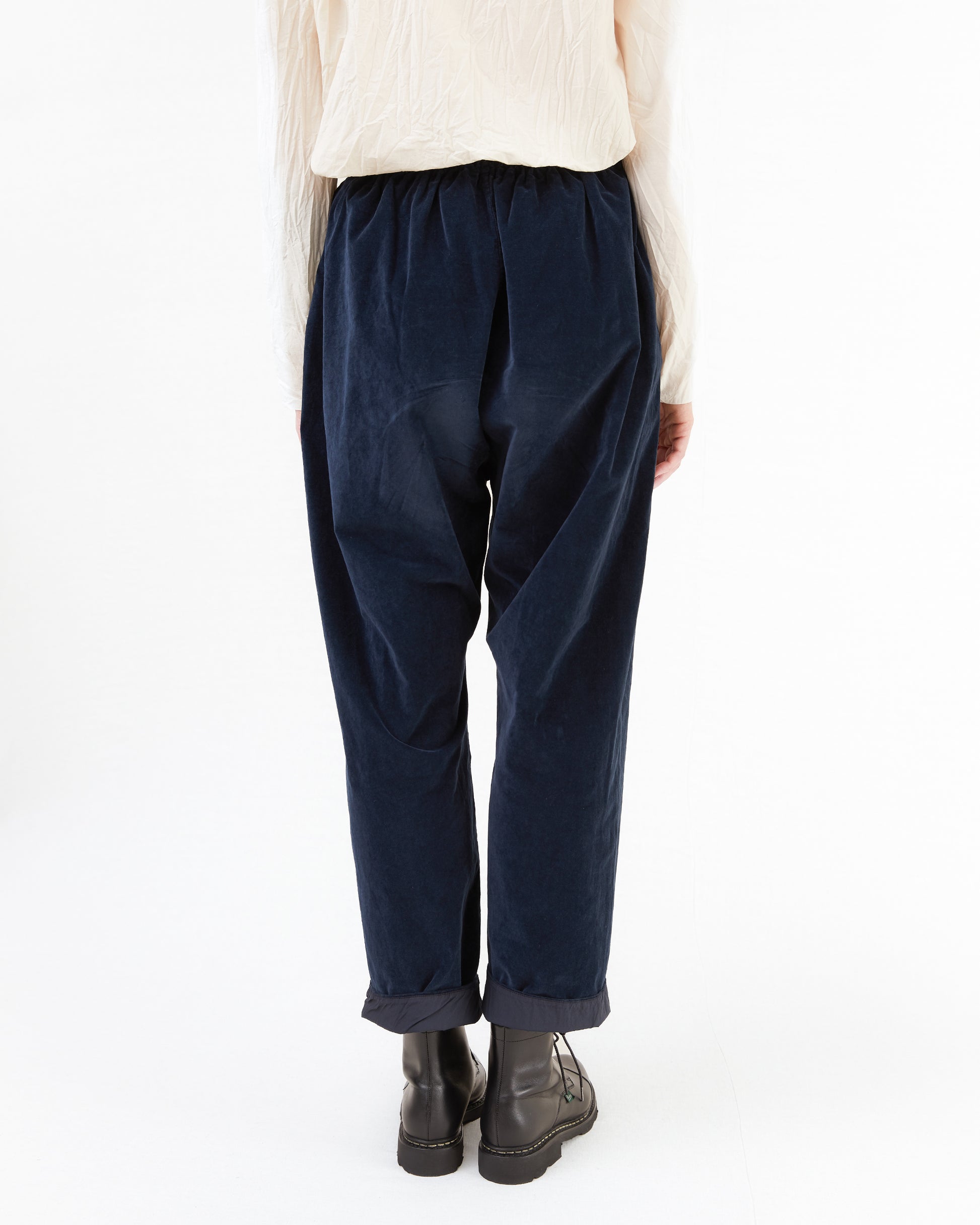 Album Di Famiglia Velvet Braghe Trousers in Ink