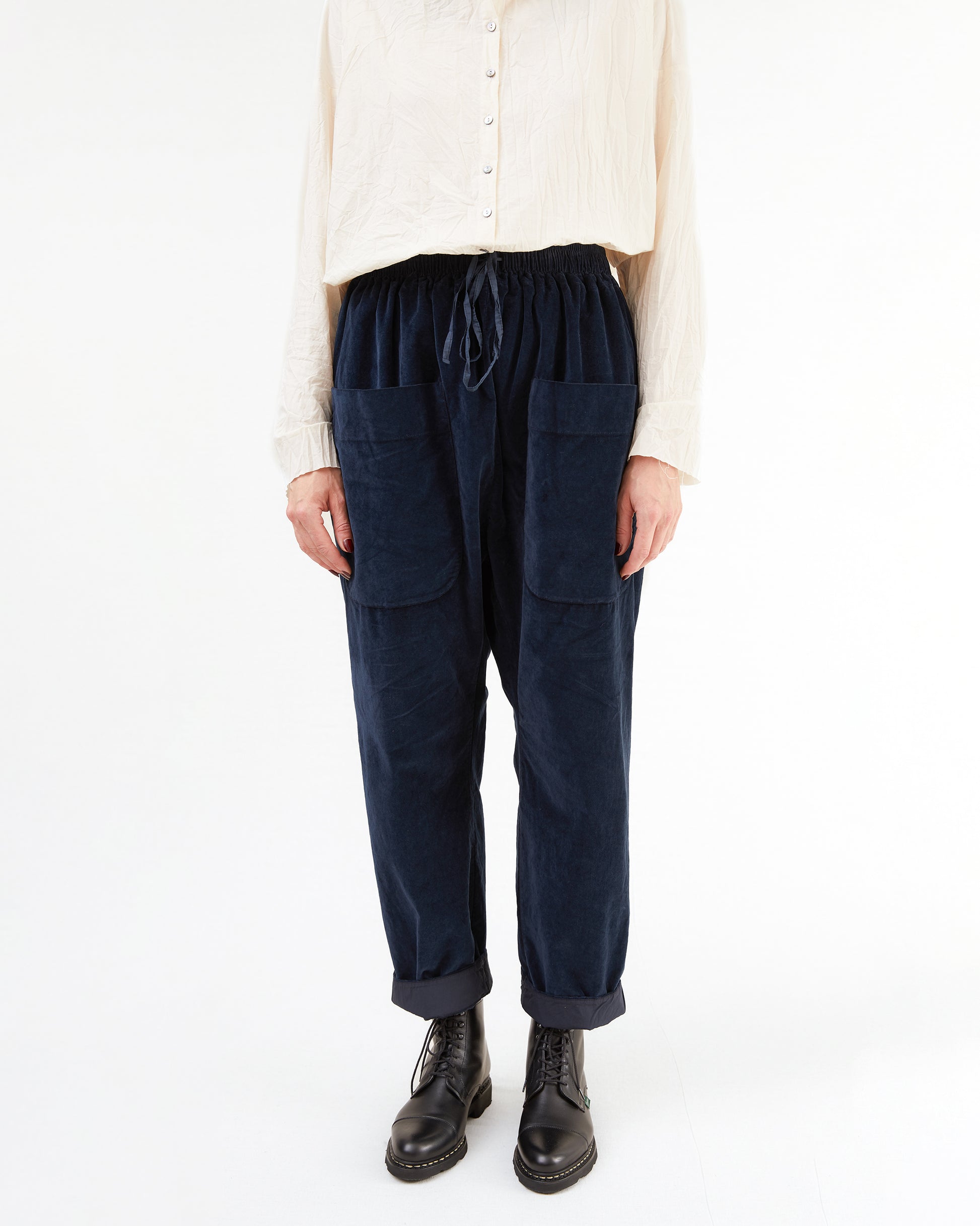 Album Di Famiglia Velvet Braghe Trousers in Ink