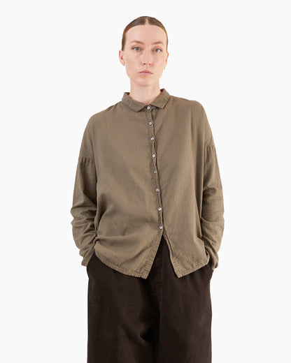 Album Di Famiglia Short Collar Shirt LWC in Taupe