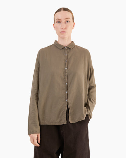 Album Di Famiglia Short Collar Shirt LWC in Taupe