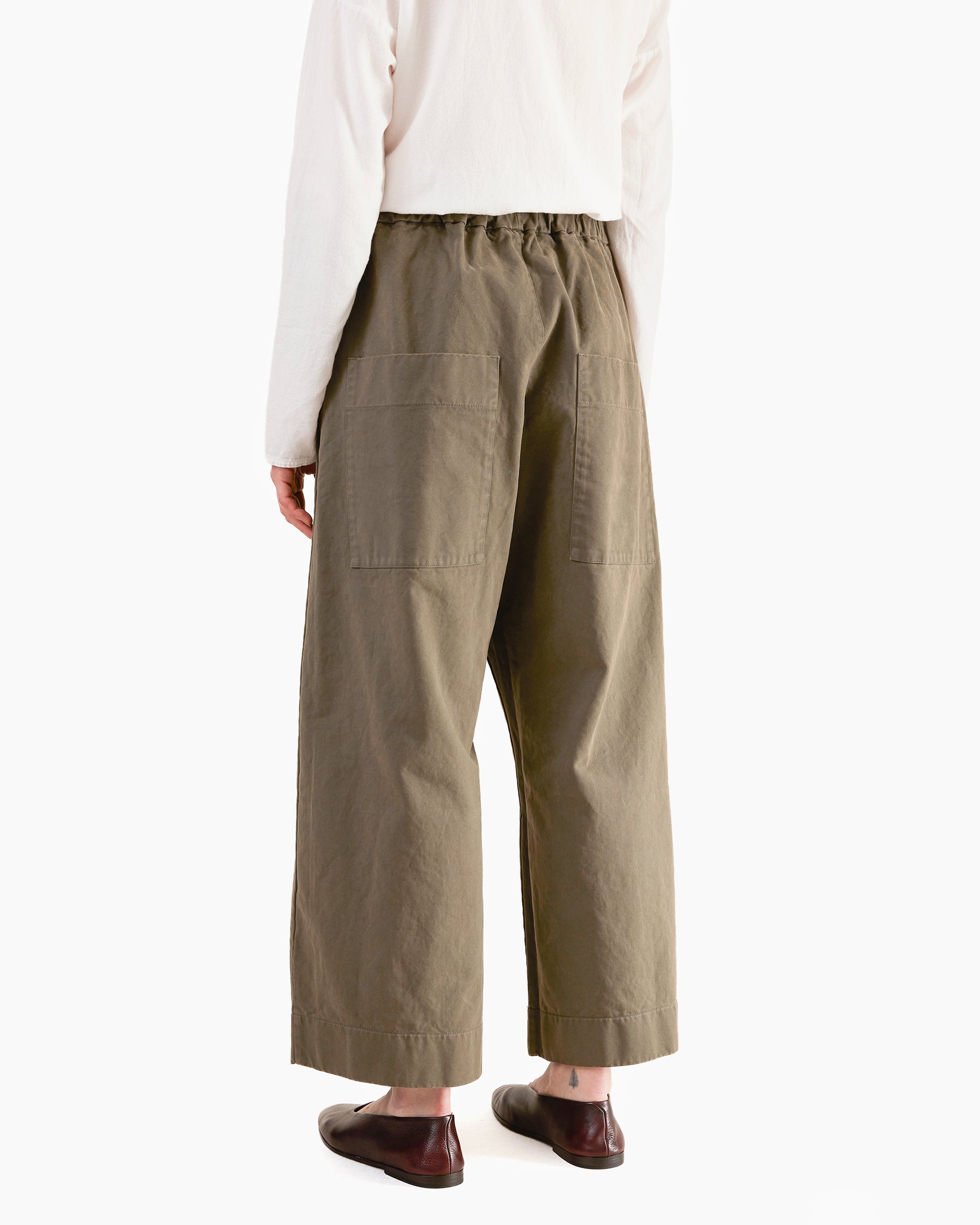 Album Di Famiglia Velvet Wide & Short Trousers in Taupe