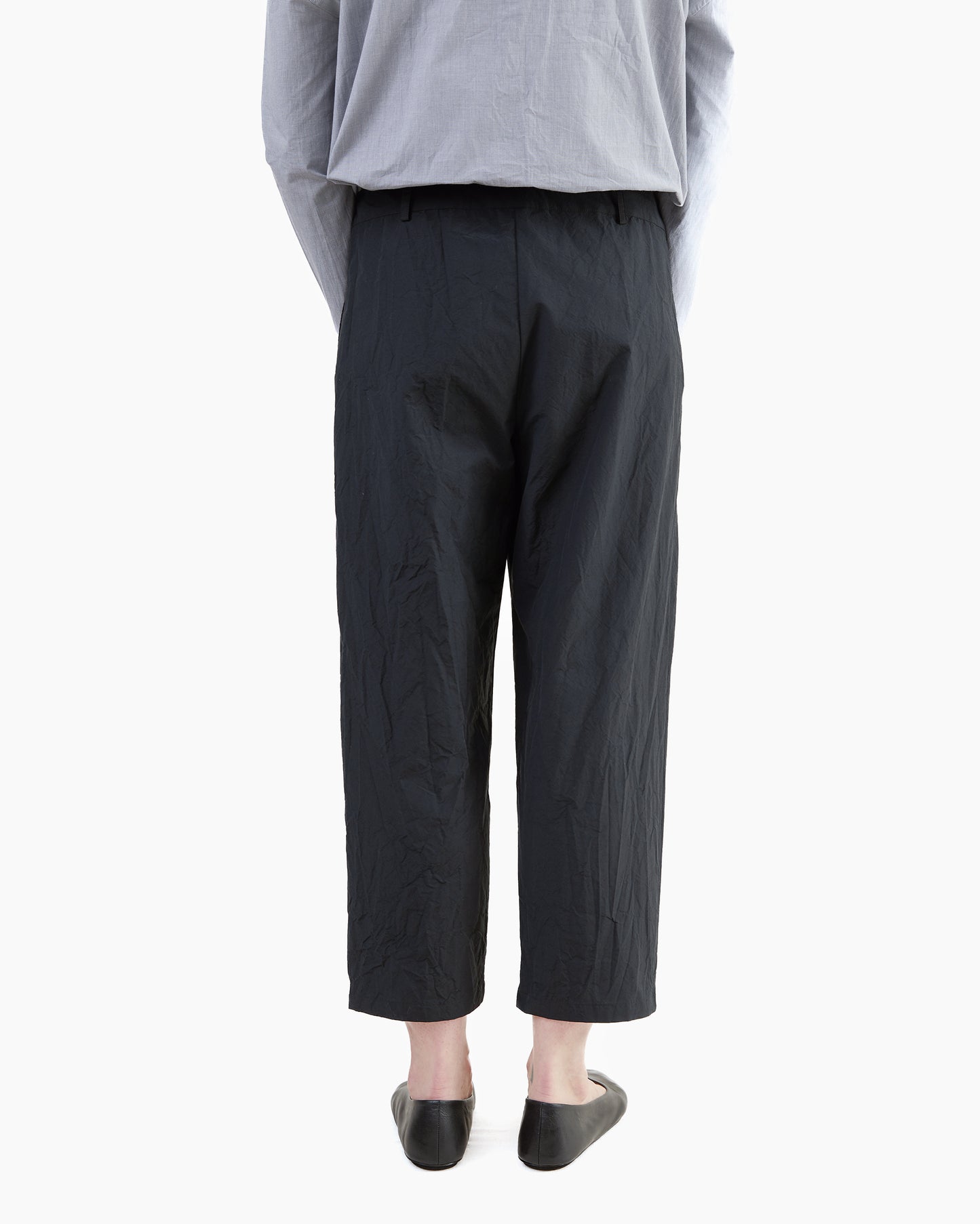 Apuntob Pleated Trousers in Black