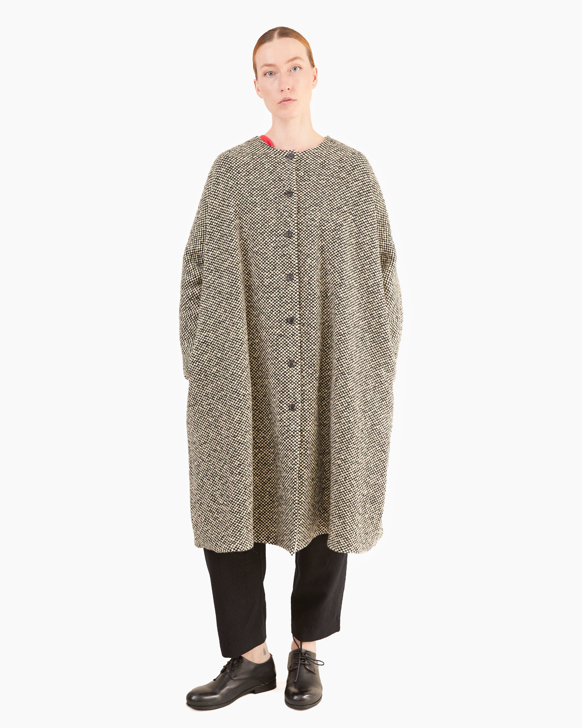 Apuntob Collarless Wool Coat in Black/Natural