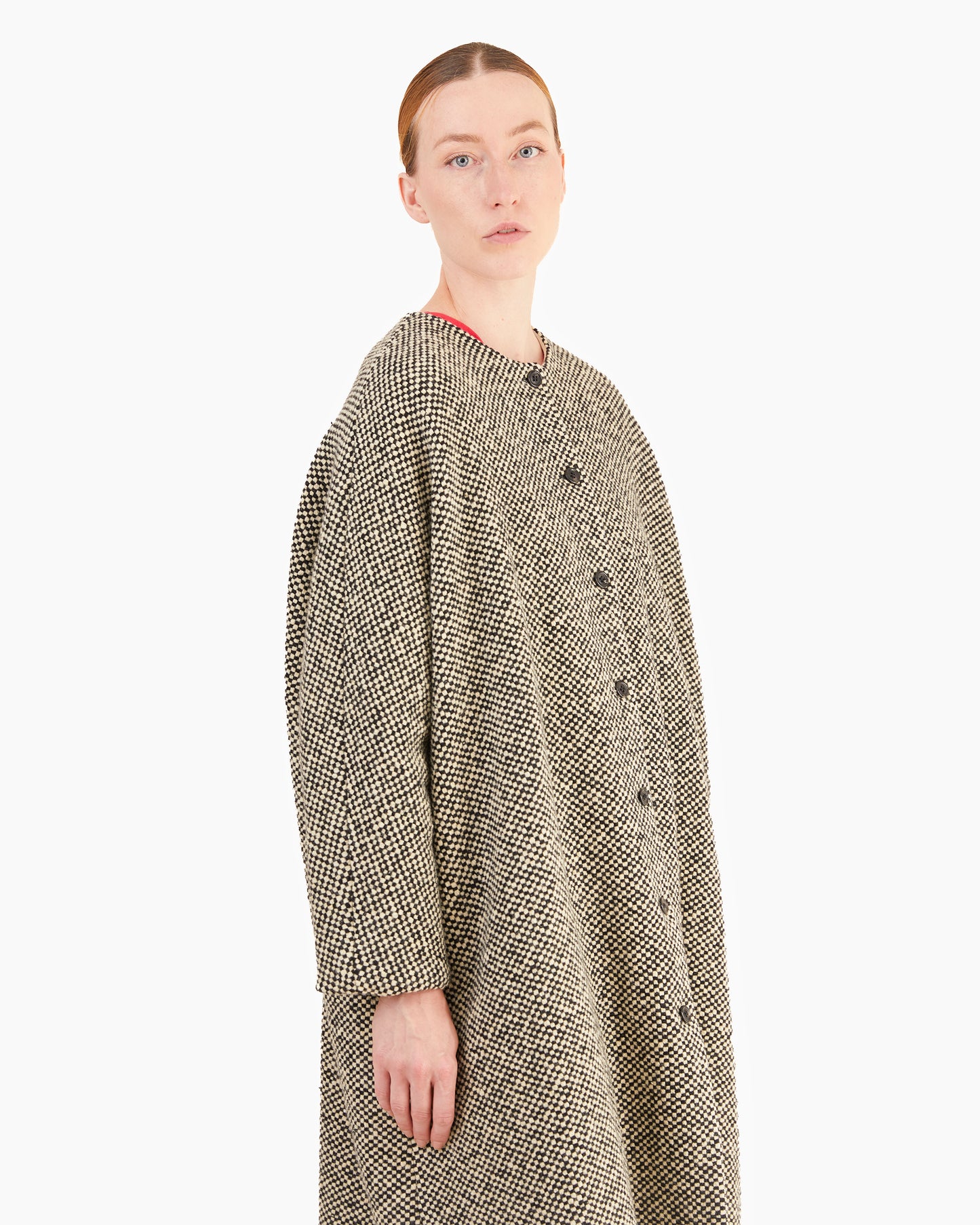 Apuntob Collarless Wool Coat in Black/Natural