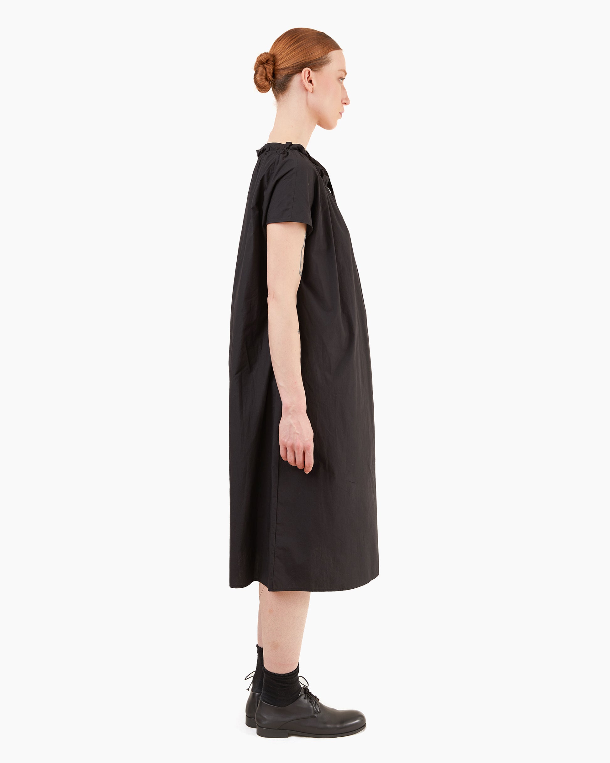 Apuntob Cotton Dress in Black