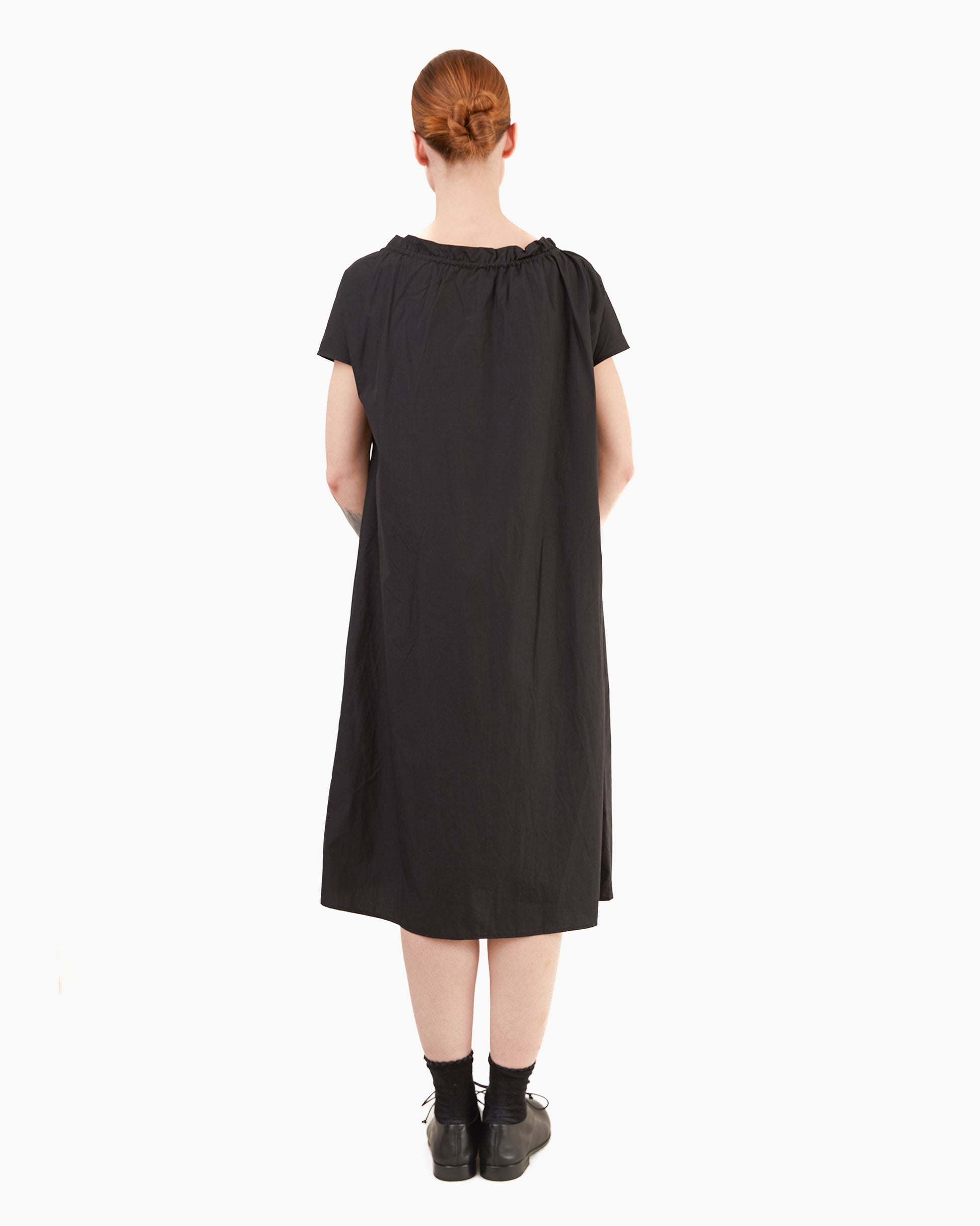 Apuntob Cotton Dress in Black