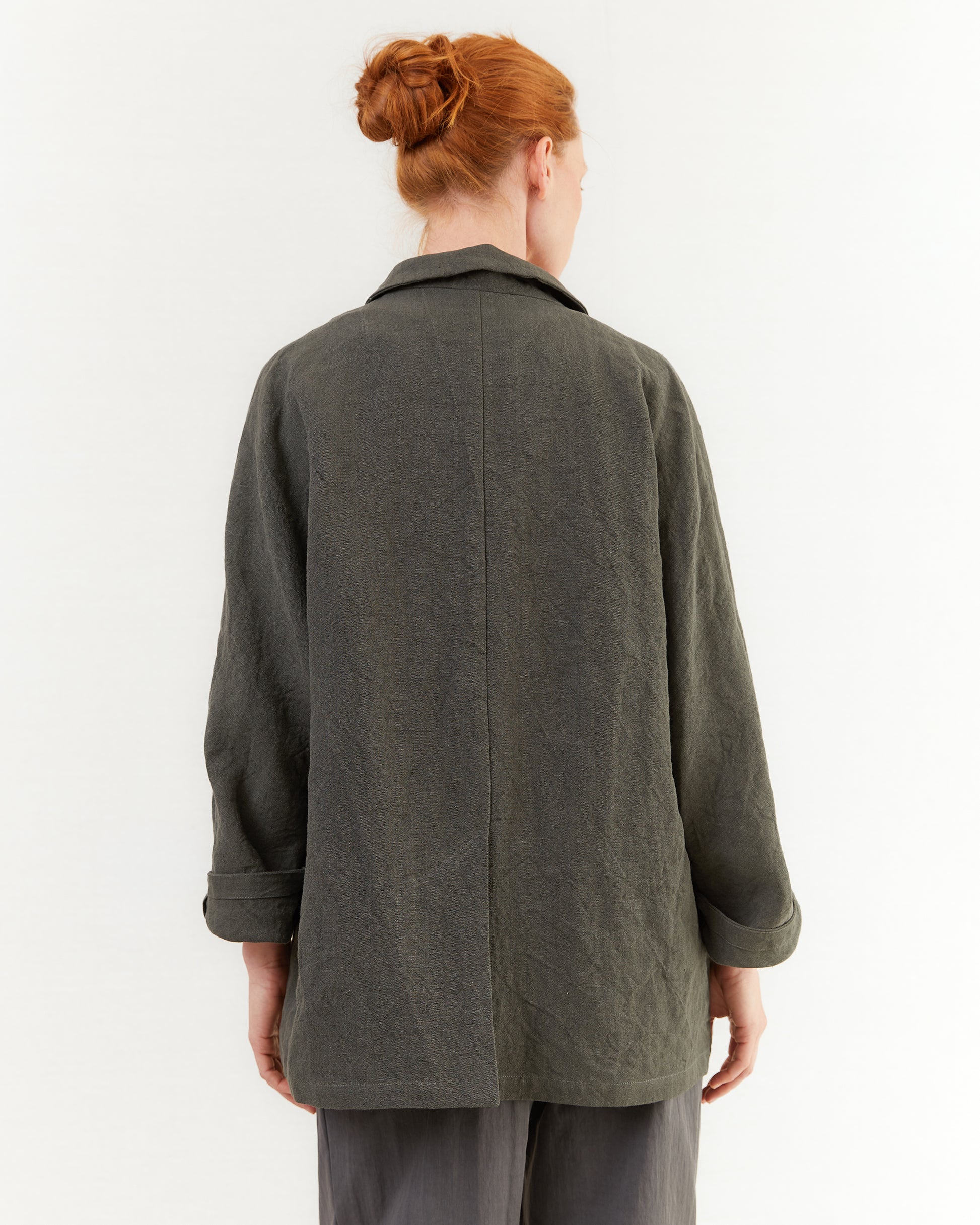 Apuntob Linen Jacket in Cement