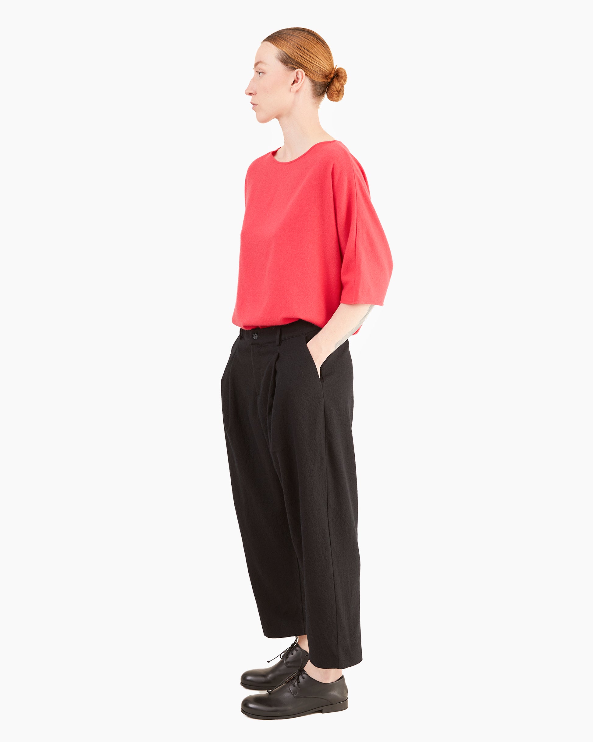 Apuntob Wide Cashmere Top in Raspberry