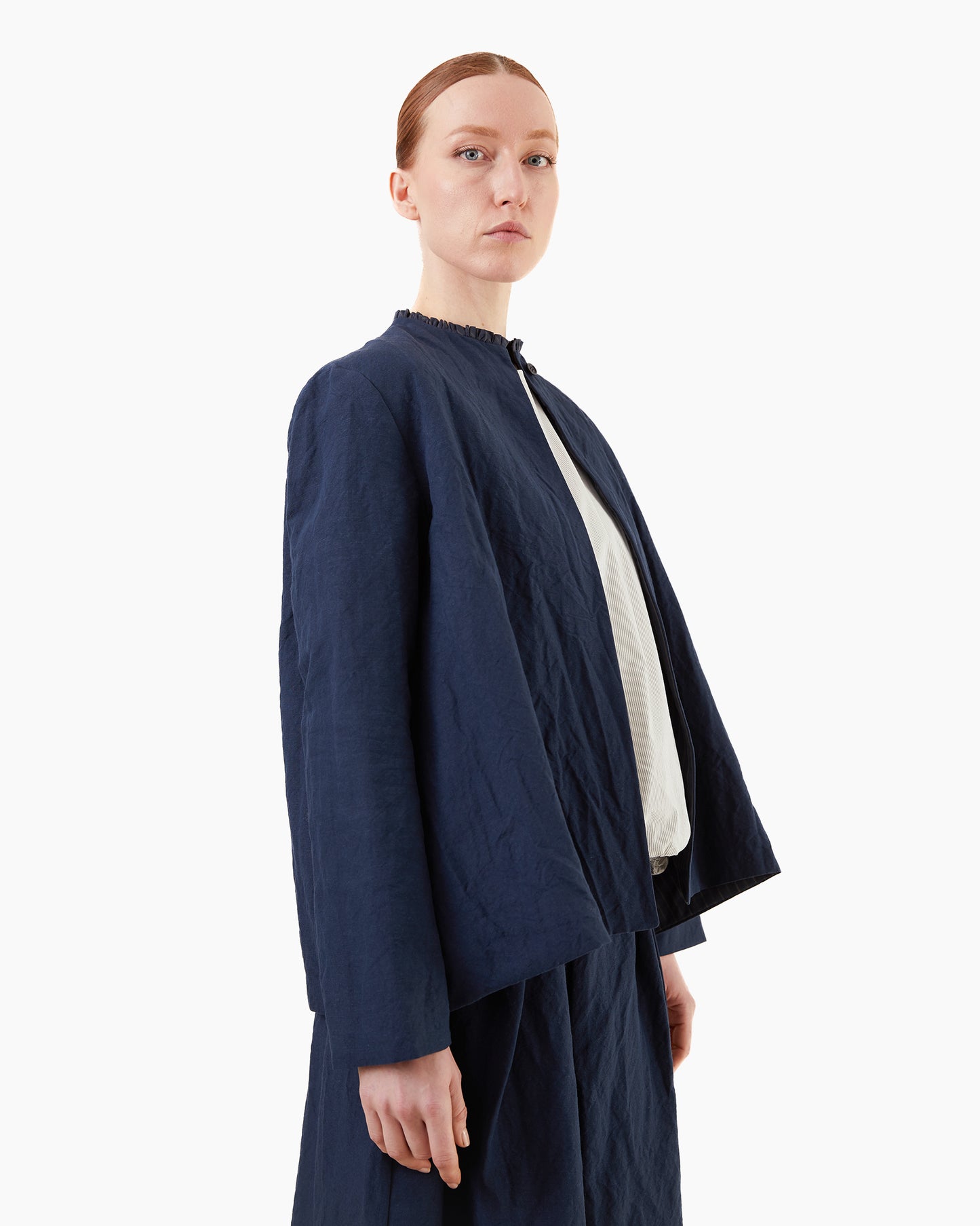 Apuntob Linen Jacket in Abyss