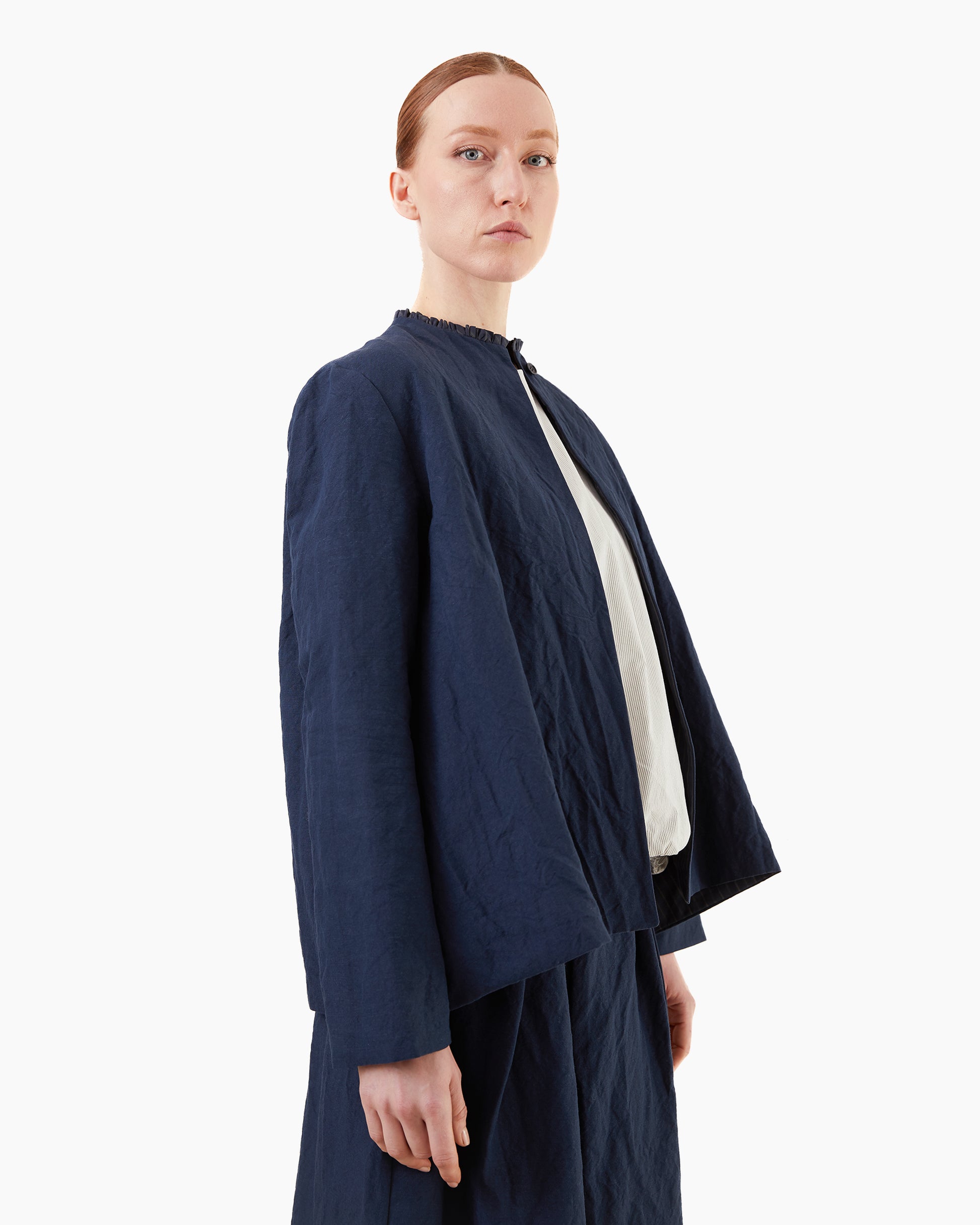 Apuntob Linen Jacket in Abyss