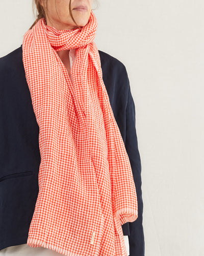 Apuntob P1973/TS886 Scarf in Milk Poppy