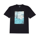 Arpenteur Graphique T-Shirt in Black Blue Woods