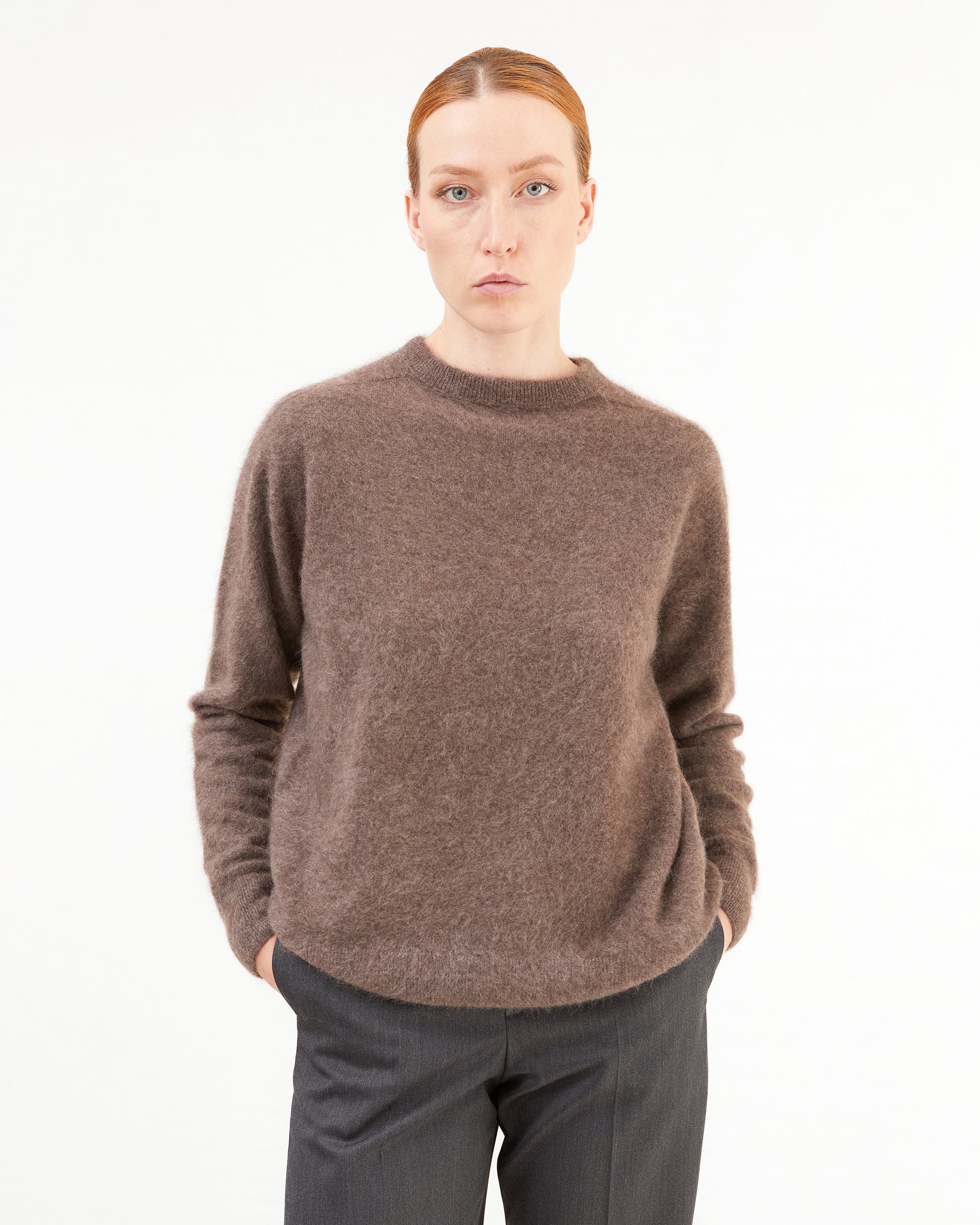 Aton Women's Royal Cashmere Fur Jumper in Brown