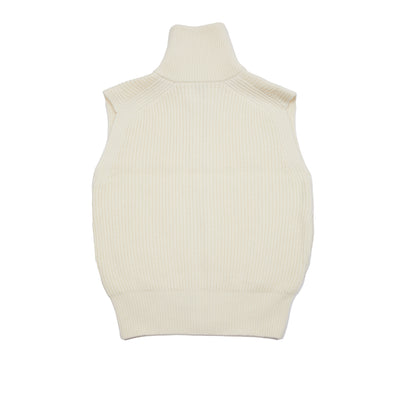 Aton Zipped Up Vest in Off White