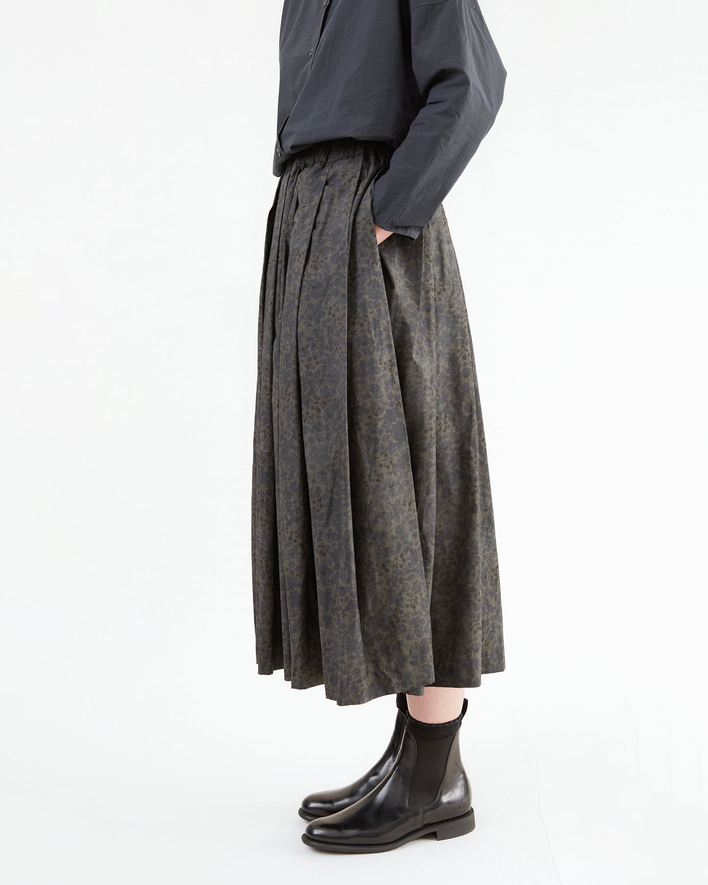 Bergfabel Women's Matilde Skirt in Dark Flower