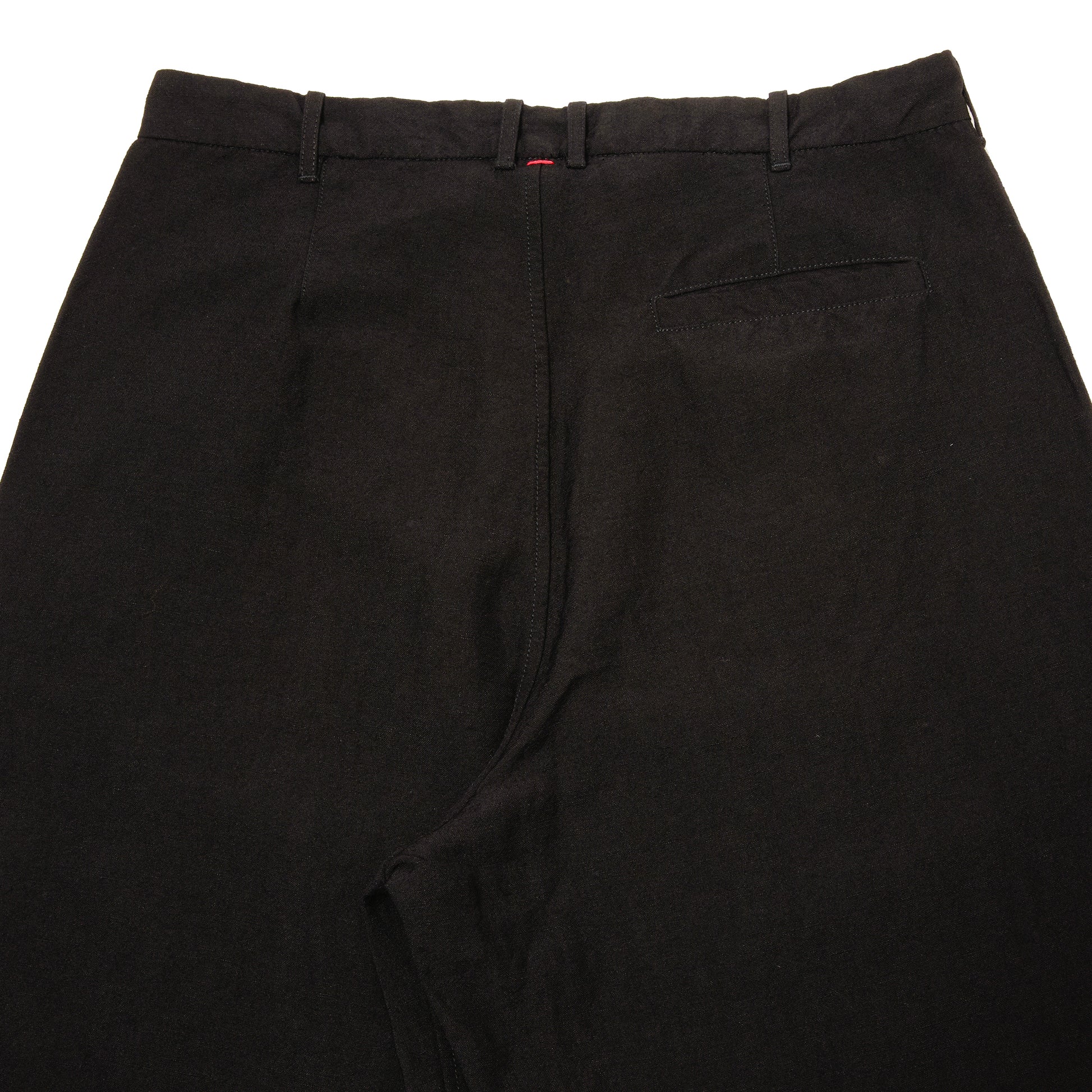 Casey Casey Hiroshi Pant in Black. Relaxed fit casual trouser with flap pockets.