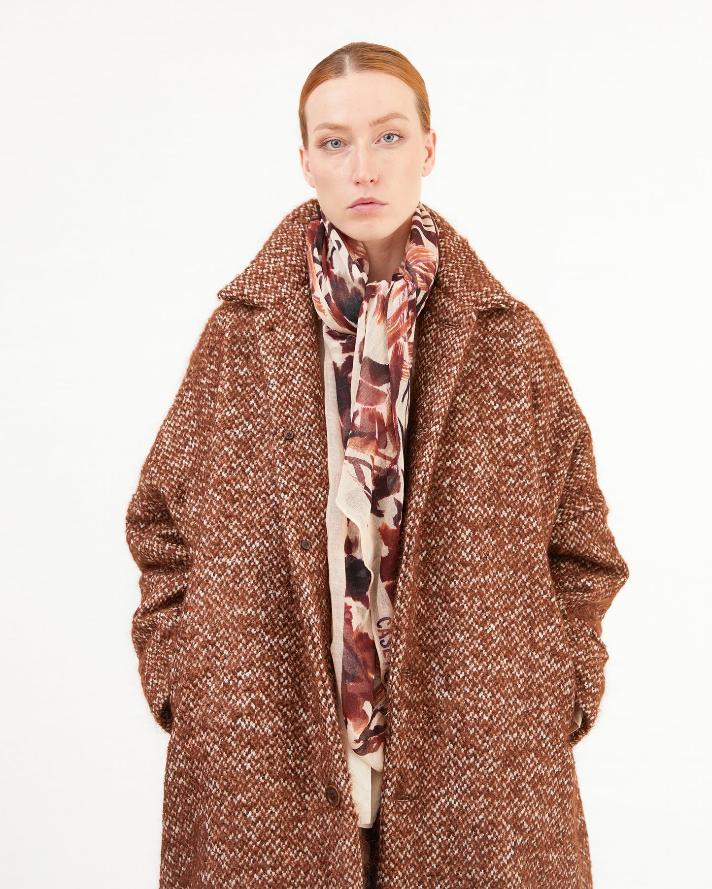 Casey Casey Women's Woolcash Square Scarf in Reds