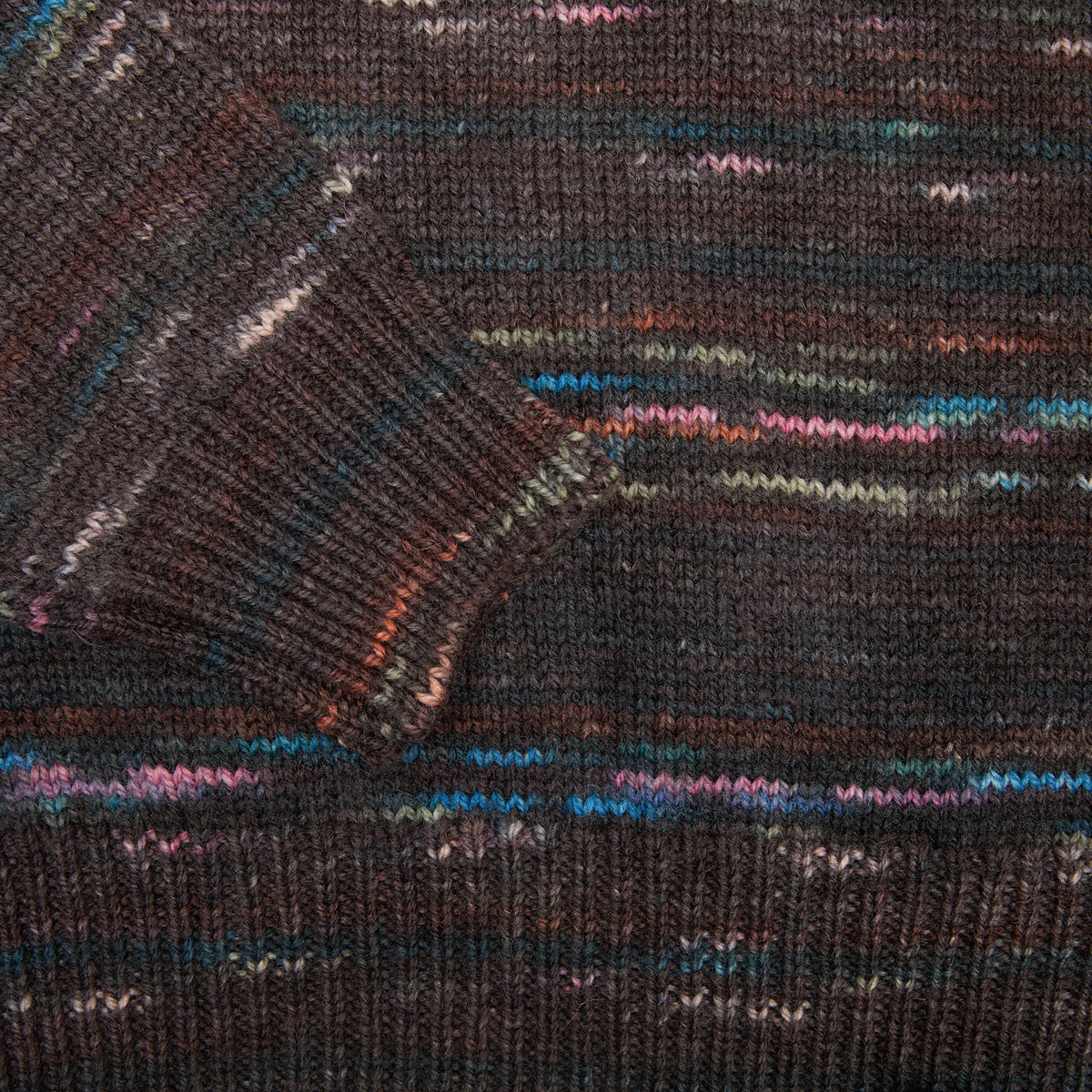 De Bonne Facture Raglan Jumper in Night Multi