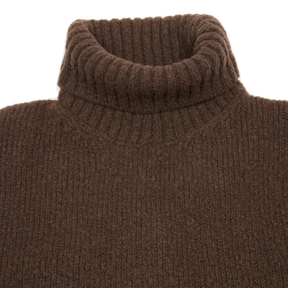 De Bonne Facture Boucle Wool Turtleneck Jumper in Bark Brown
